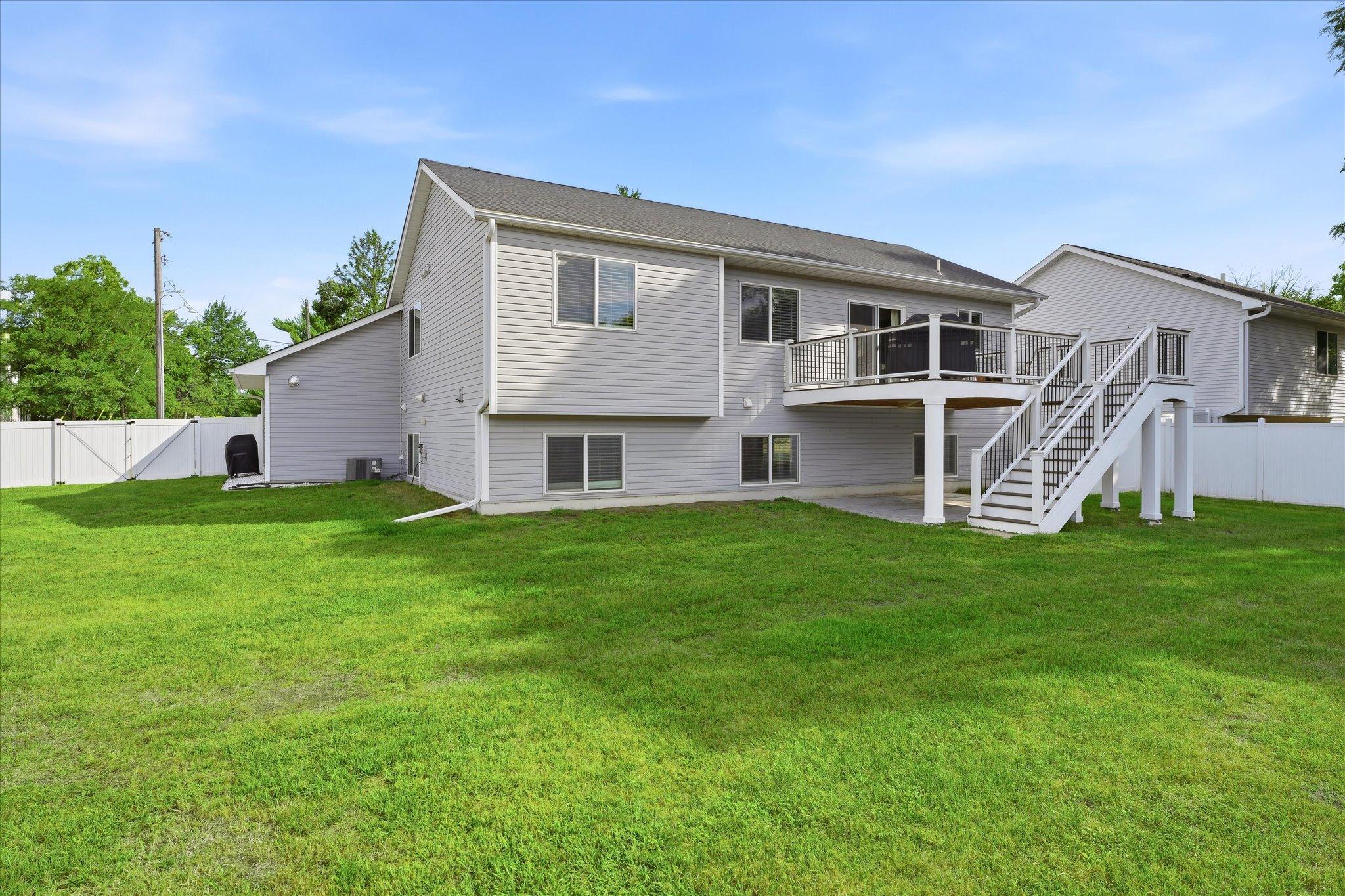 View of Residential at 5209 49th Avenue, Crystal MN 55429, Crystal (9 of 18) - Mike Wilen | Minnesota Team Real Estate