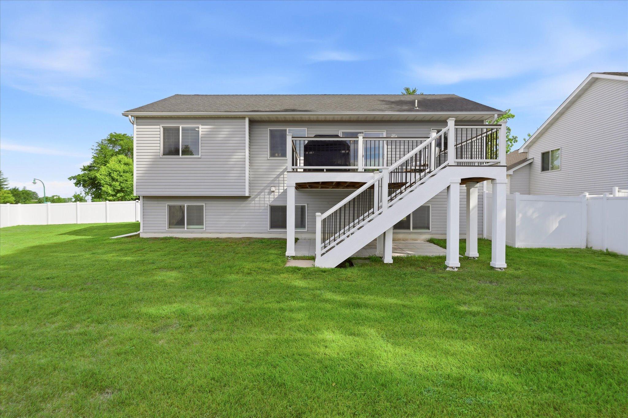 View of Residential at 5209 49th Avenue, Crystal MN 55429, Crystal (5 of 18) - Mike Wilen | Minnesota Team Real Estate