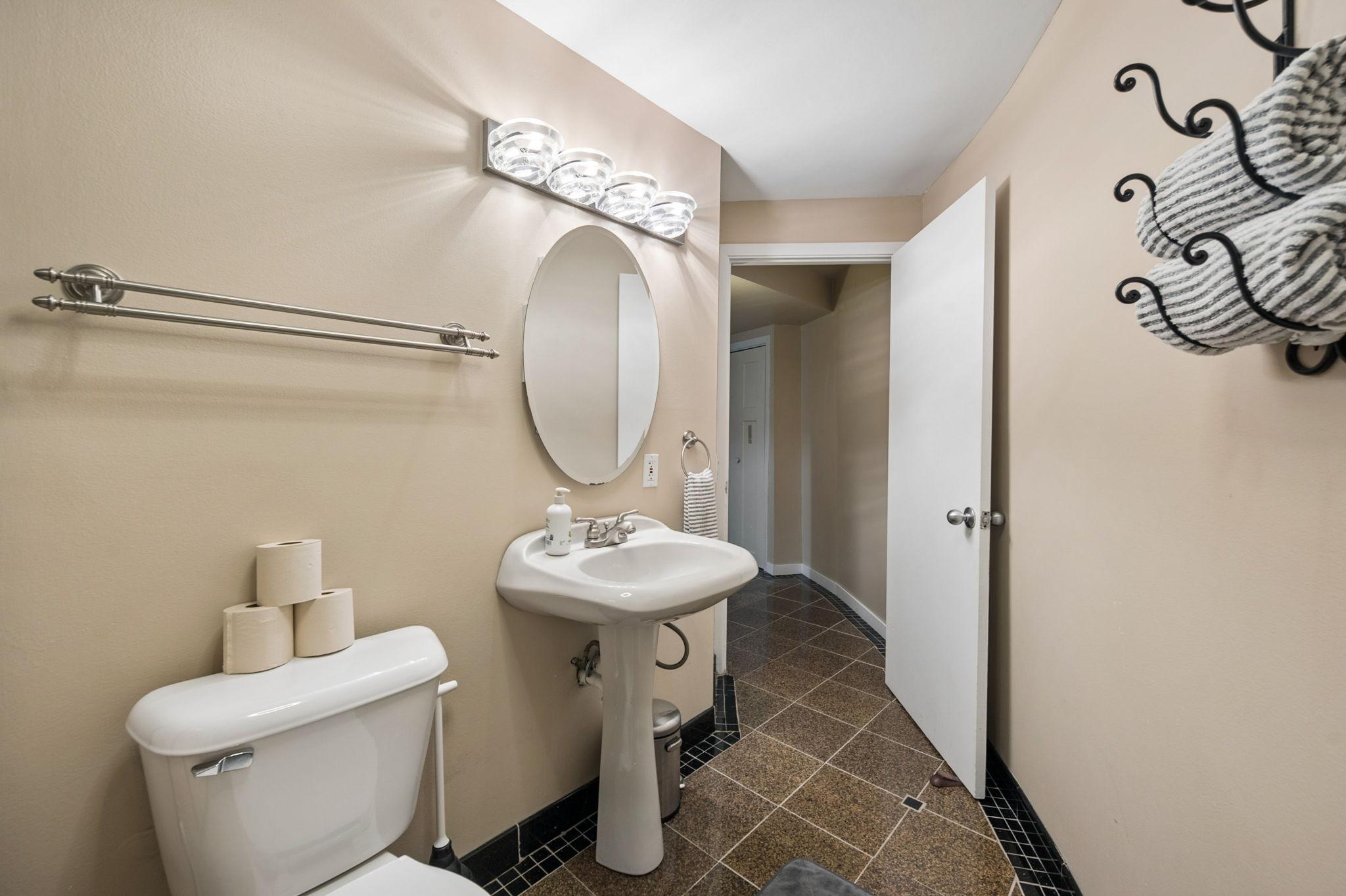 View of Residential at 6525 Rowland Road, Eden Prairie MN 55344, Eden Prairie (50 of 100) - Mike Wilen | Minnesota Team Real Estate
