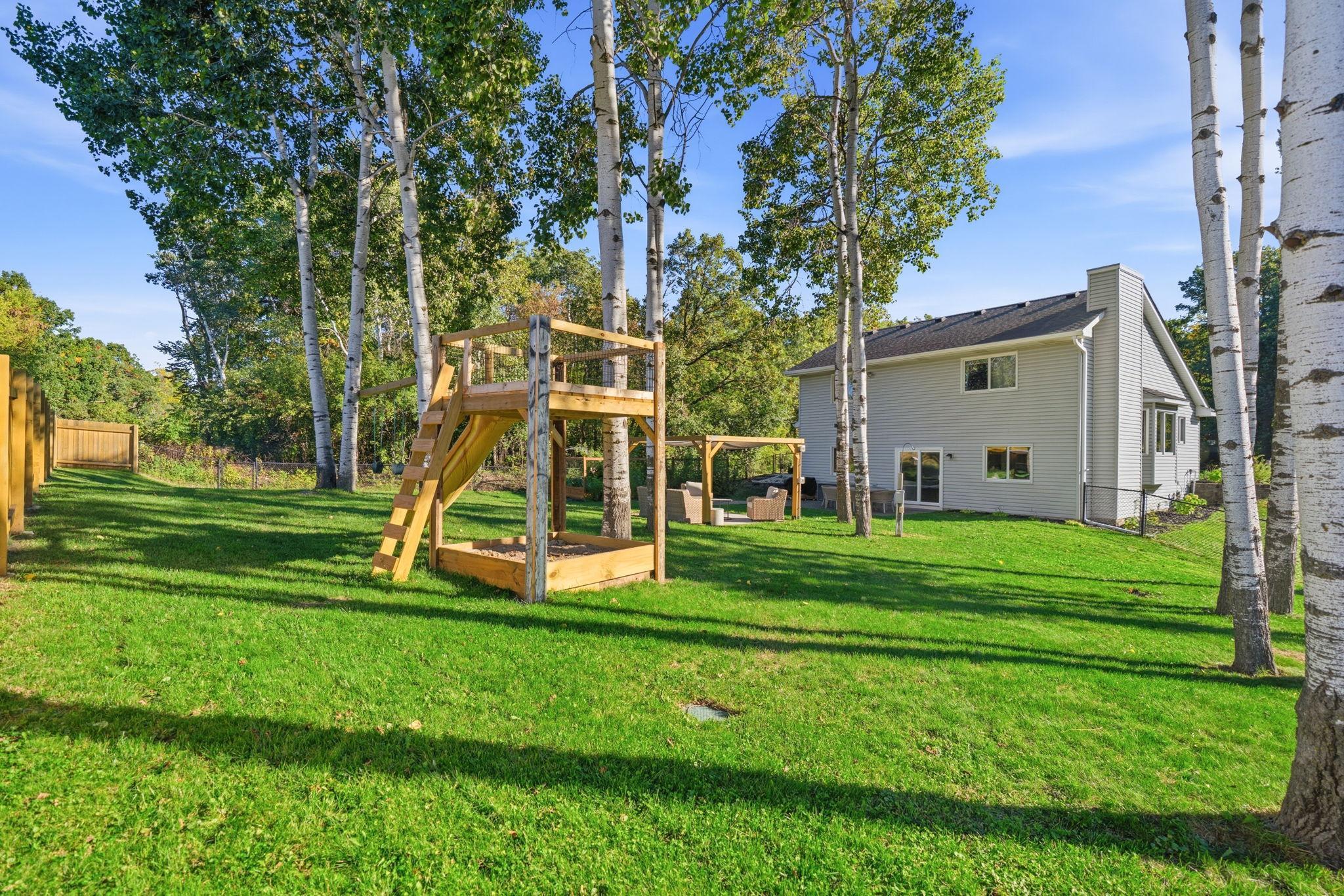 View of Residential at 857 Oday Street, Maplewood MN 55119, Maplewood (46 of 58) - Mike Wilen | Minnesota Team Real Estate