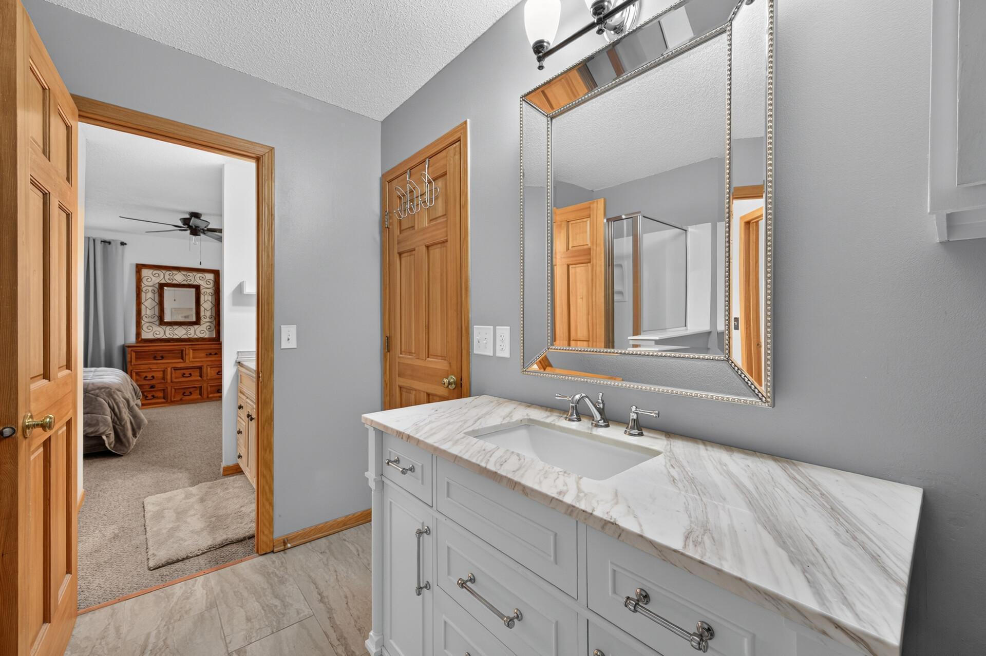 View of Residential at 10154 Country Club Curve, Woodbury MN 55129, Woodbury (14 of 21) - Mike Wilen | Minnesota Team Real Estate