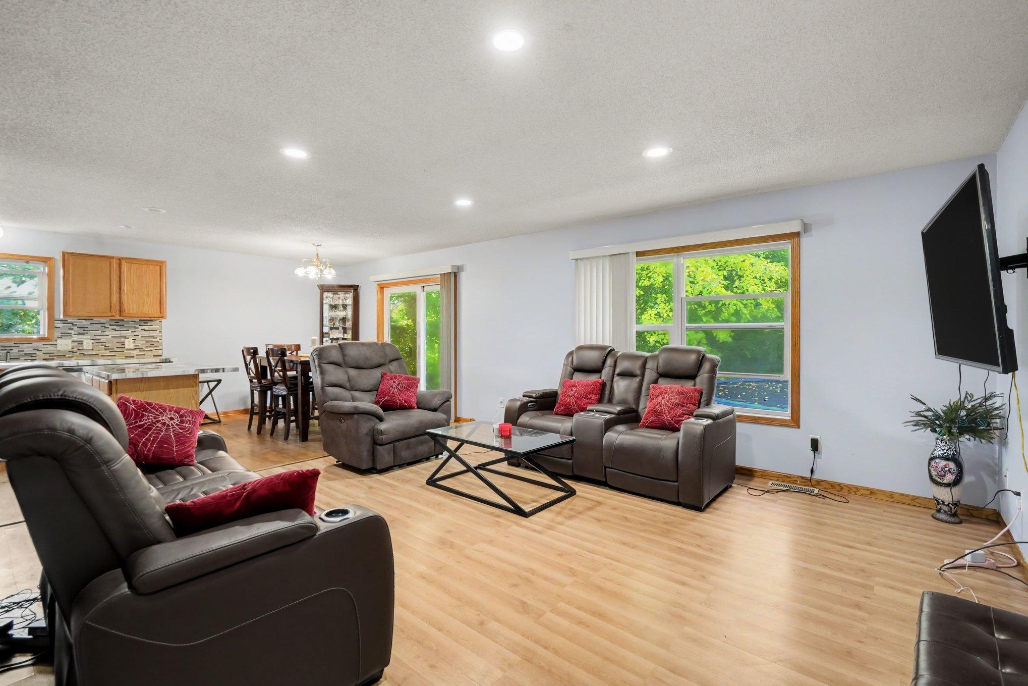 View of Residential at 1550 41st Avenue, Columbia Heights MN 55421, Columbia Heights (6 of 20) - Mike Wilen | Minnesota Team Real Estate