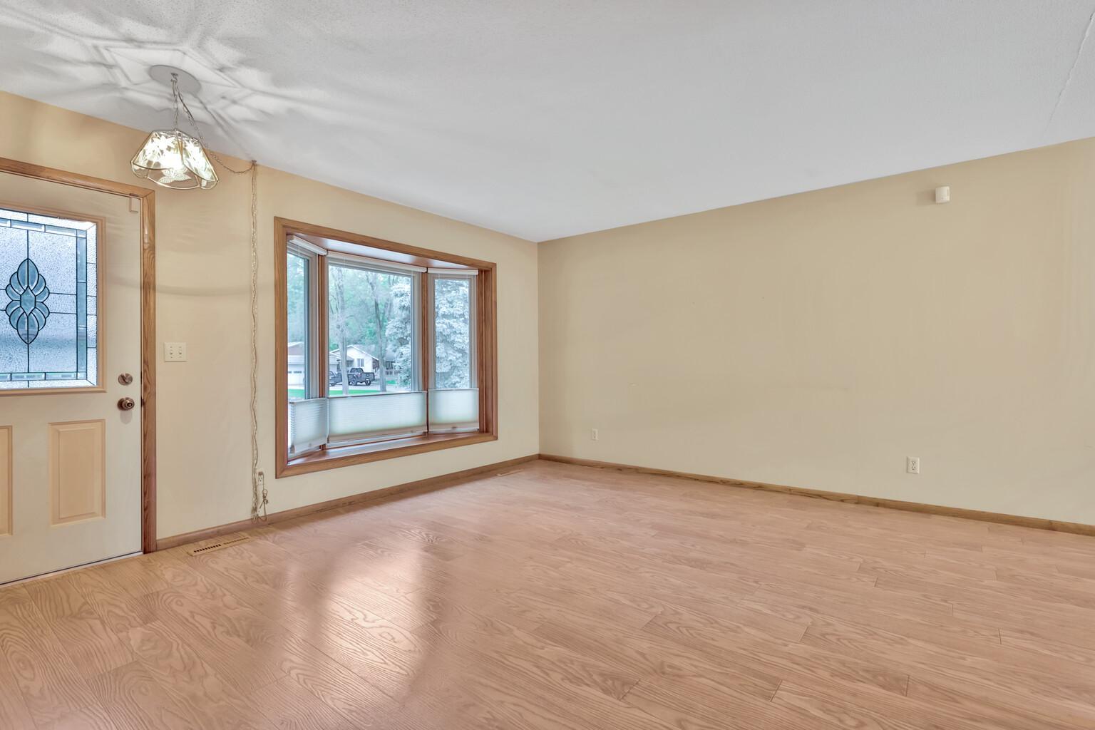 View of Residential at 8741 Griggs Avenue, Circle Pines MN 55014, Circle Pines (18 of 30) - Mike Wilen | Minnesota Team Real Estate
