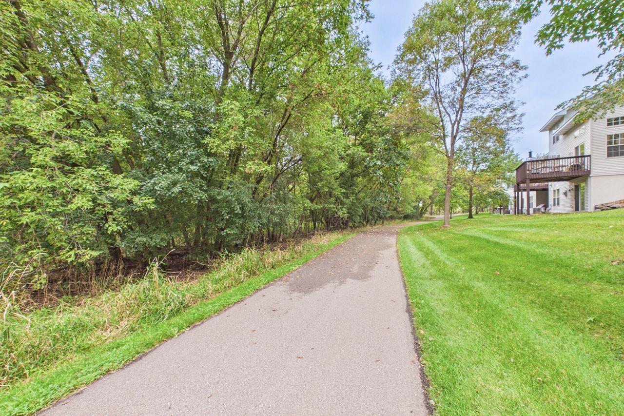 View of Residential at 7974 Autumn Ridge Way, Chanhassen MN 55317, Chanhassen (36 of 41) - Mike Wilen | Minnesota Team Real Estate