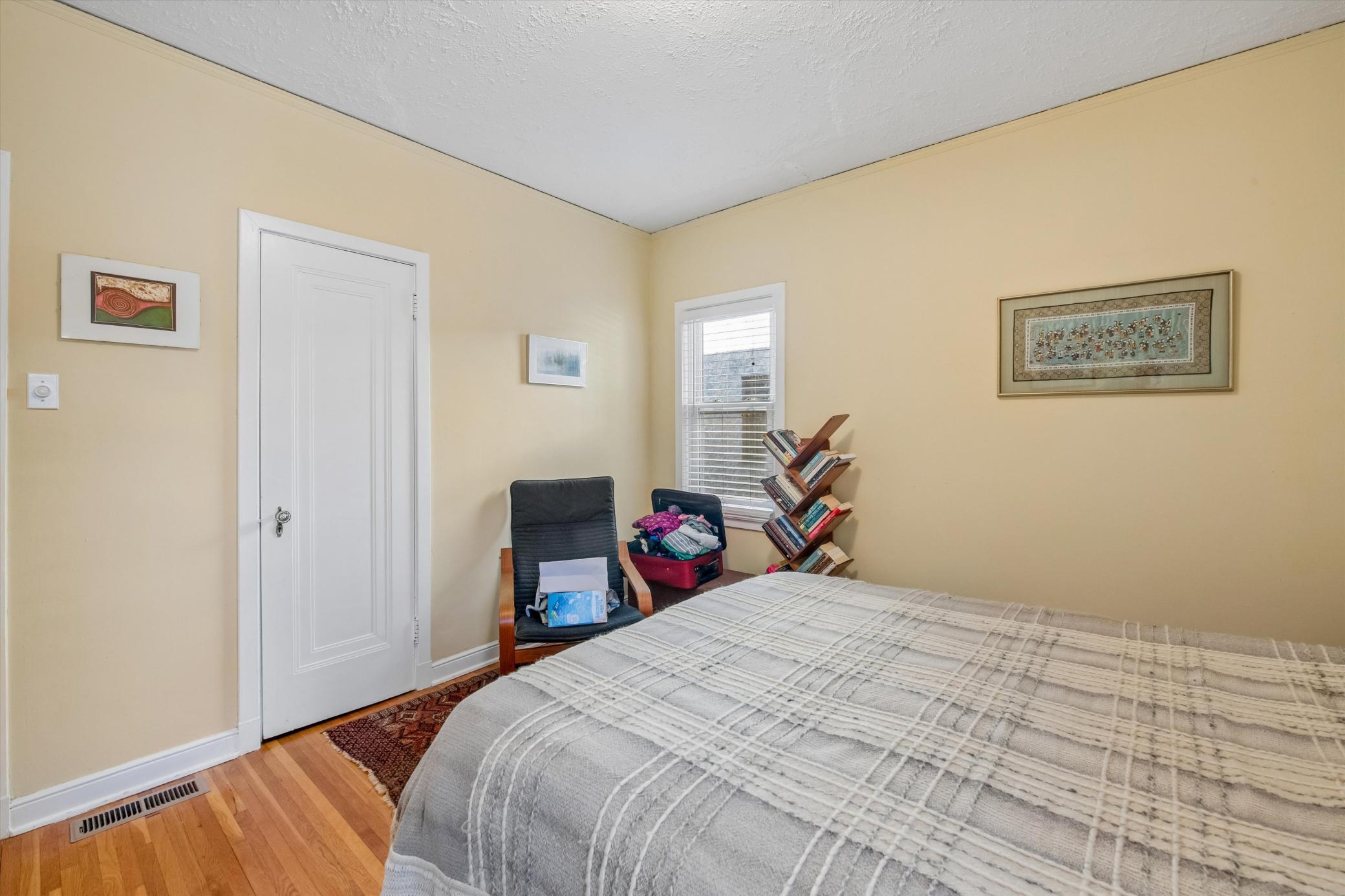 View of Residential Income at 4331 Chowen Avenue, Minneapolis MN 55410, Minneapolis (37 of 69) - Mike Wilen | Minnesota Team Real Estate
