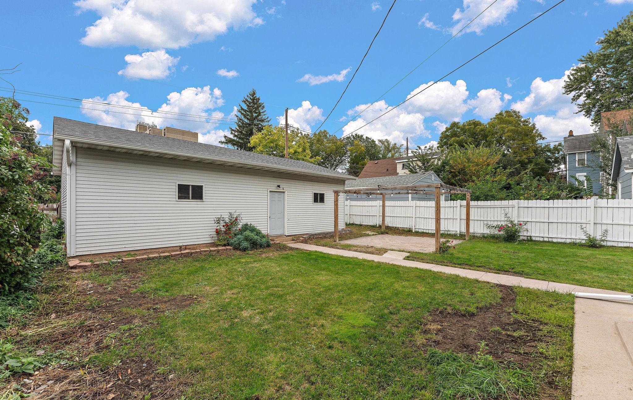 View of Residential at 601 Sims Avenue, Saint Paul MN 55130, Saint Paul (5 of 23) - Mike Wilen | Minnesota Team Real Estate
