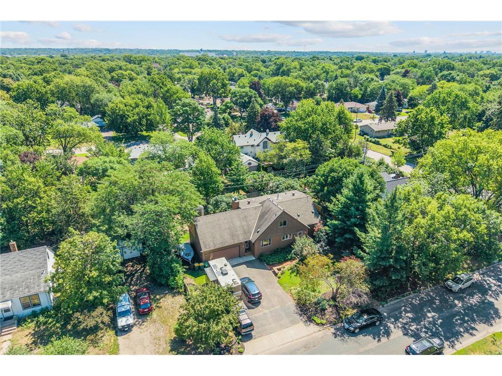 View of Residential at 5510 James Avenue, Brooklyn Center MN 55430, Brooklyn Center (7 of 45) - Mike Wilen | Minnesota Team Real Estate