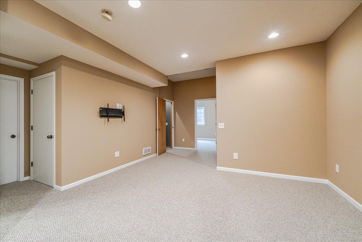 View of Residential at 18580 Explorer Court, Farmington MN 55024, Farmington (39 of 67) - Mike Wilen | Minnesota Team Real Estate