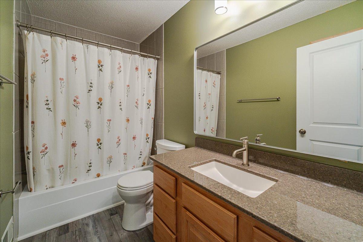 View of Residential at 18580 Explorer Court, Farmington MN 55024, Farmington (29 of 67) - Mike Wilen | Minnesota Team Real Estate