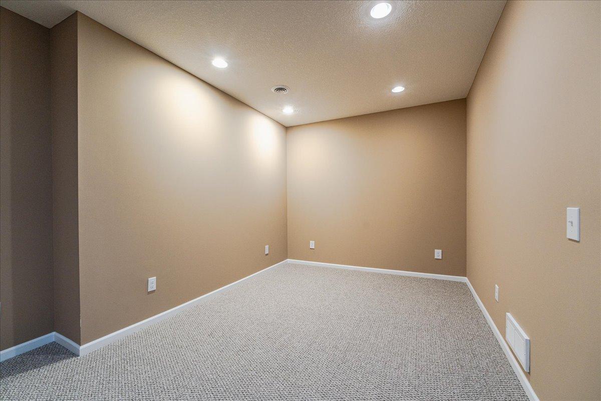 View of Residential at 18580 Explorer Court, Farmington MN 55024, Farmington (43 of 67) - Mike Wilen | Minnesota Team Real Estate