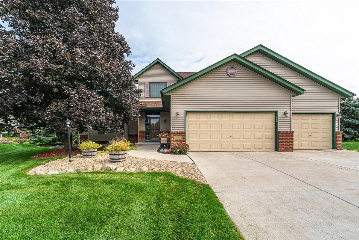 View of Residential at 18580 Explorer Court, Farmington MN 55024, Farmington (54 of 67) - Mike Wilen | Minnesota Team Real Estate
