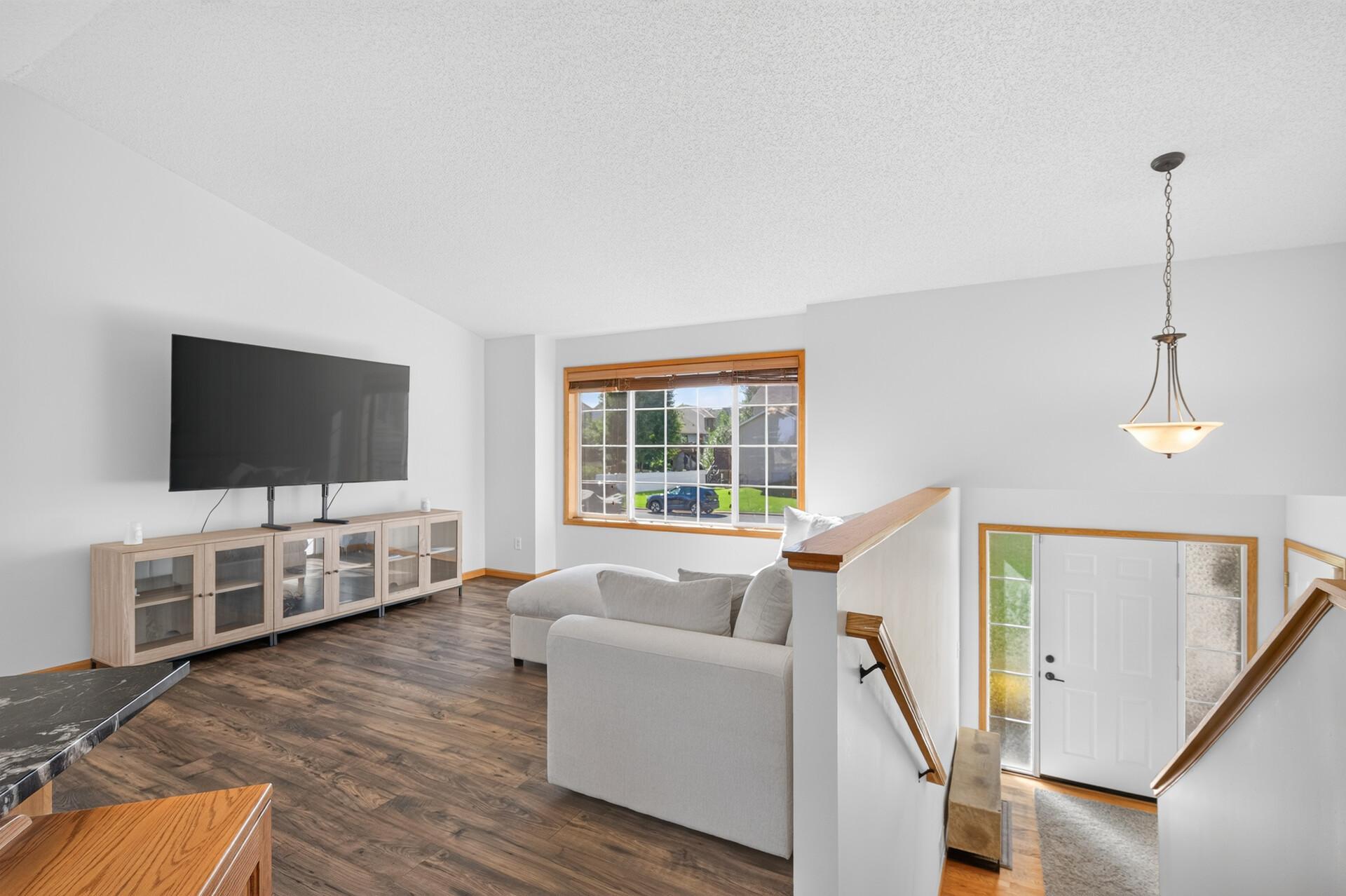 View of Residential at 911 Cobblestone Lane, Belle Plaine MN 56011, Belle Plaine (7 of 56) - Mike Wilen | Minnesota Team Real Estate