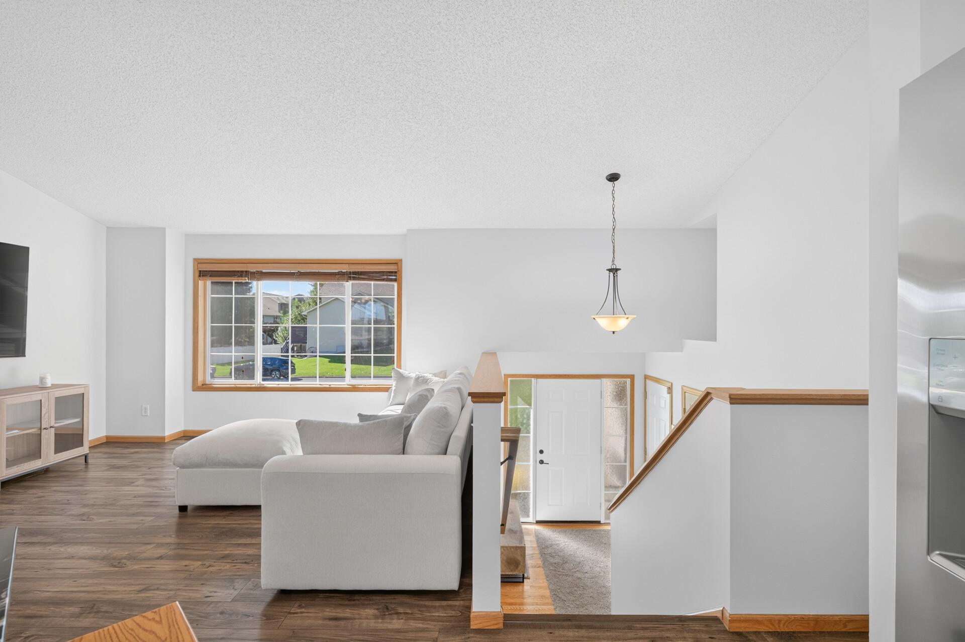View of Residential at 911 Cobblestone Lane, Belle Plaine MN 56011, Belle Plaine (6 of 56) - Mike Wilen | Minnesota Team Real Estate
