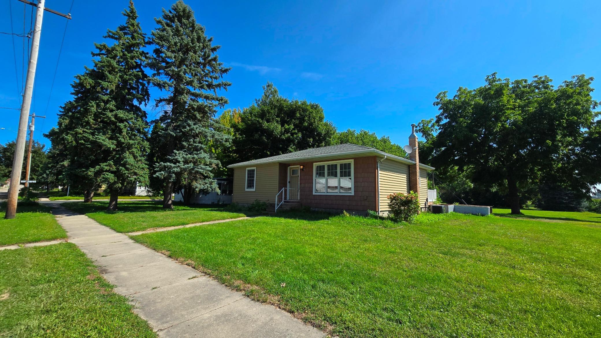 View of Residential at 312 4th Street, Gaylord MN 55334, Gaylord (30 of 31) - Mike Wilen | Minnesota Team Real Estate