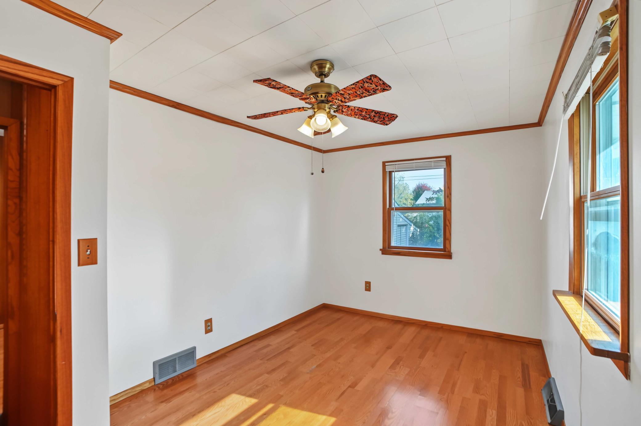View of Residential at 7918 Stillwater Boulevard, Oakdale MN 55128, Oakdale (31 of 41) - Mike Wilen | Minnesota Team Real Estate