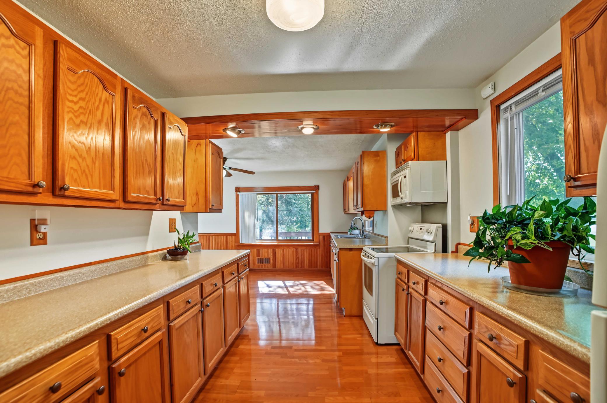 View of Residential at 7918 Stillwater Boulevard, Oakdale MN 55128, Oakdale (29 of 41) - Mike Wilen | Minnesota Team Real Estate