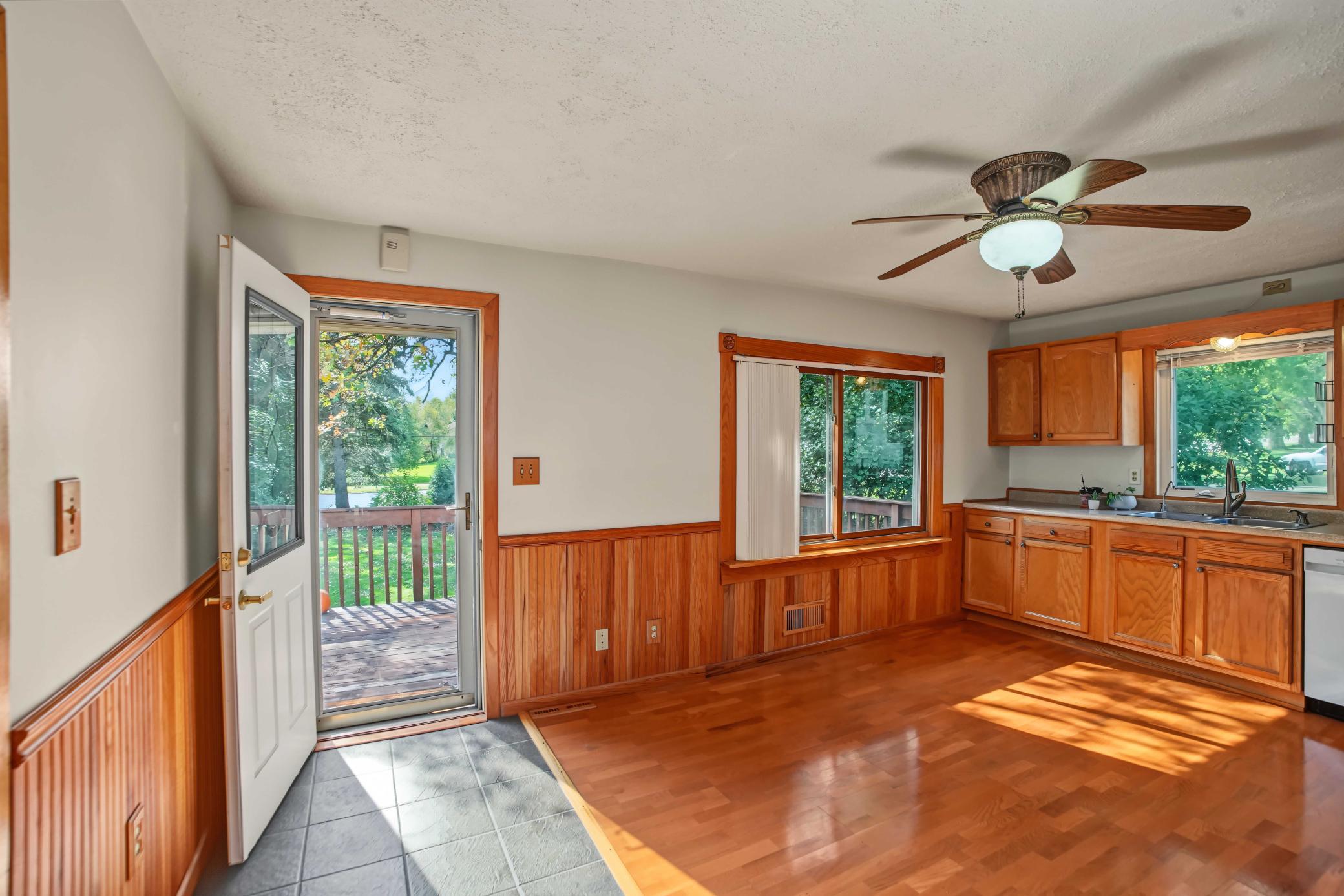 View of Residential at 7918 Stillwater Boulevard, Oakdale MN 55128, Oakdale (22 of 41) - Mike Wilen | Minnesota Team Real Estate
