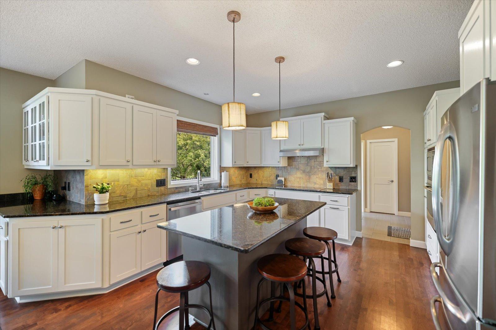 View of Residential at 10520 Pinnacle Way, Woodbury MN 55129, Woodbury (12 of 62) - Mike Wilen | Minnesota Team Real Estate