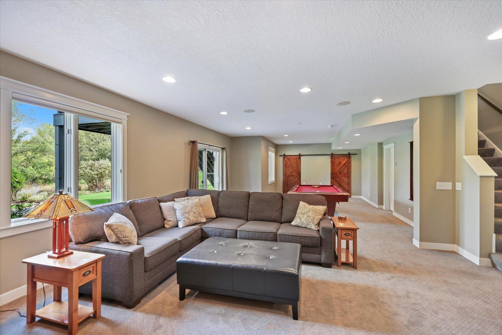 View of Residential at 10520 Pinnacle Way, Woodbury MN 55129, Woodbury (40 of 62) - Mike Wilen | Minnesota Team Real Estate