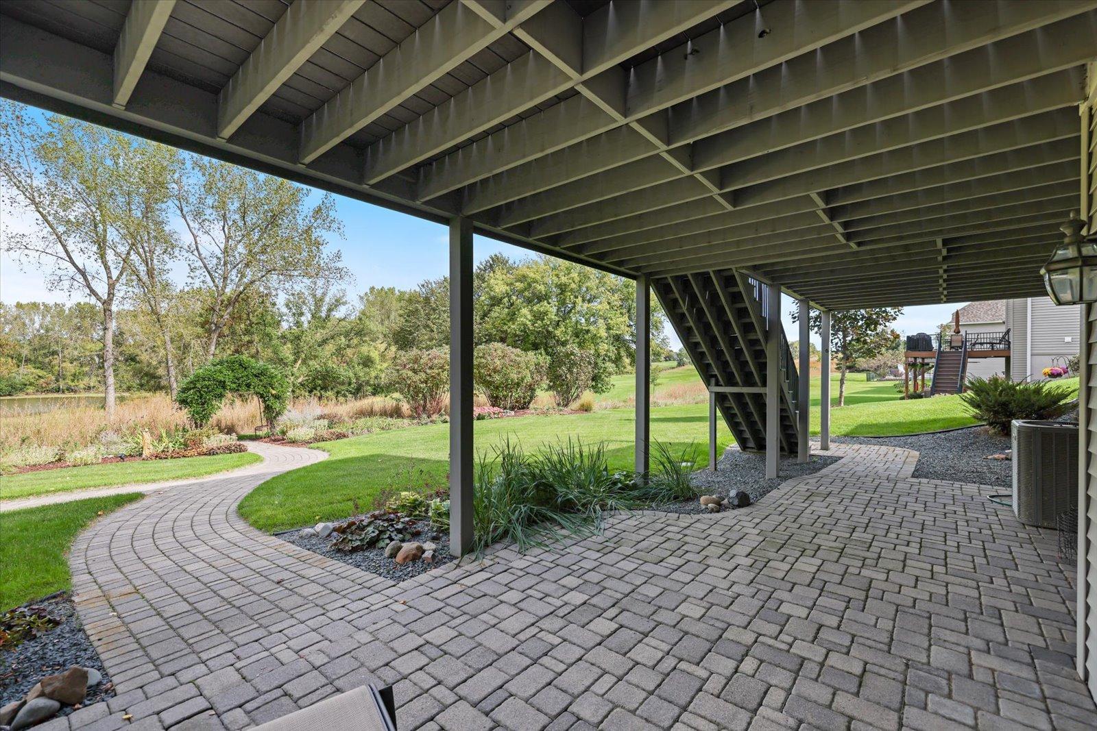 View of Residential at 10520 Pinnacle Way, Woodbury MN 55129, Woodbury (48 of 62) - Mike Wilen | Minnesota Team Real Estate