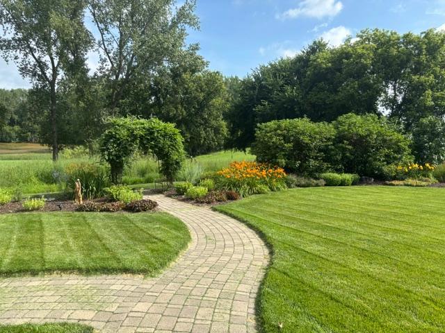 View of Residential at 10520 Pinnacle Way, Woodbury MN 55129, Woodbury (60 of 62) - Mike Wilen | Minnesota Team Real Estate
