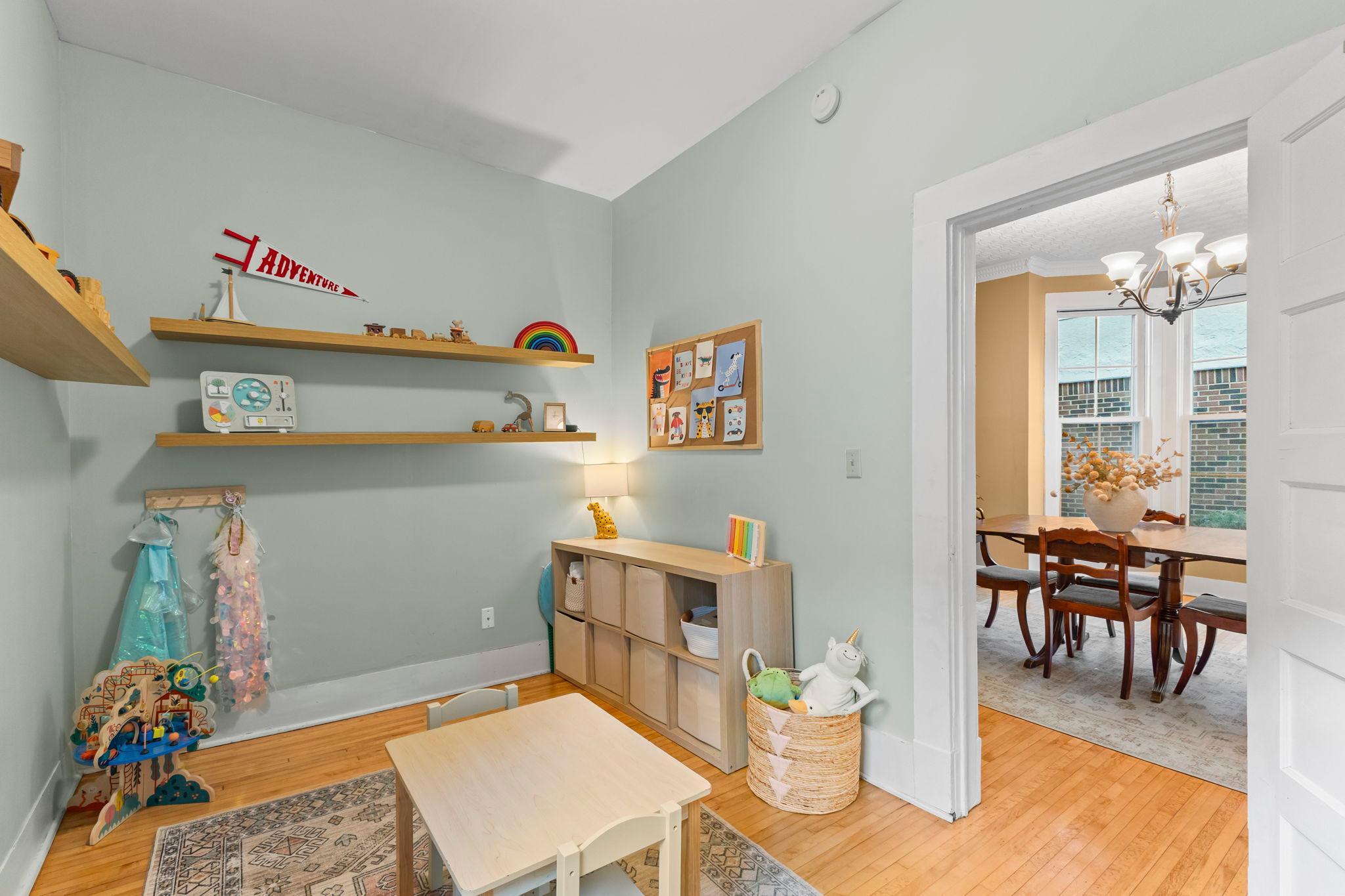 View of Residential at 870 Randolph Avenue, Saint Paul MN 55102, Saint Paul (12 of 52) - Mike Wilen | Minnesota Team Real Estate