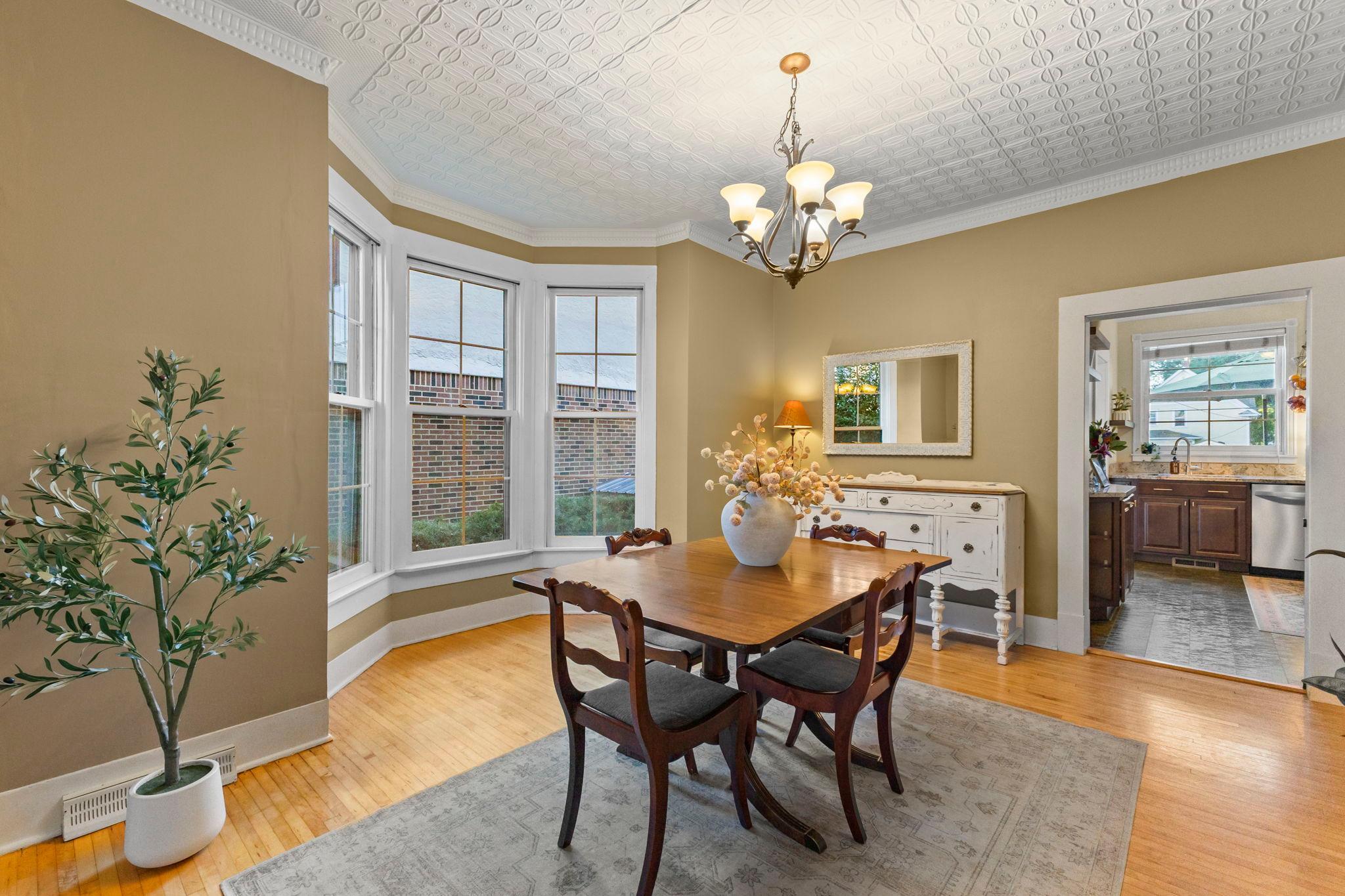 View of Residential at 870 Randolph Avenue, Saint Paul MN 55102, Saint Paul (9 of 52) - Mike Wilen | Minnesota Team Real Estate