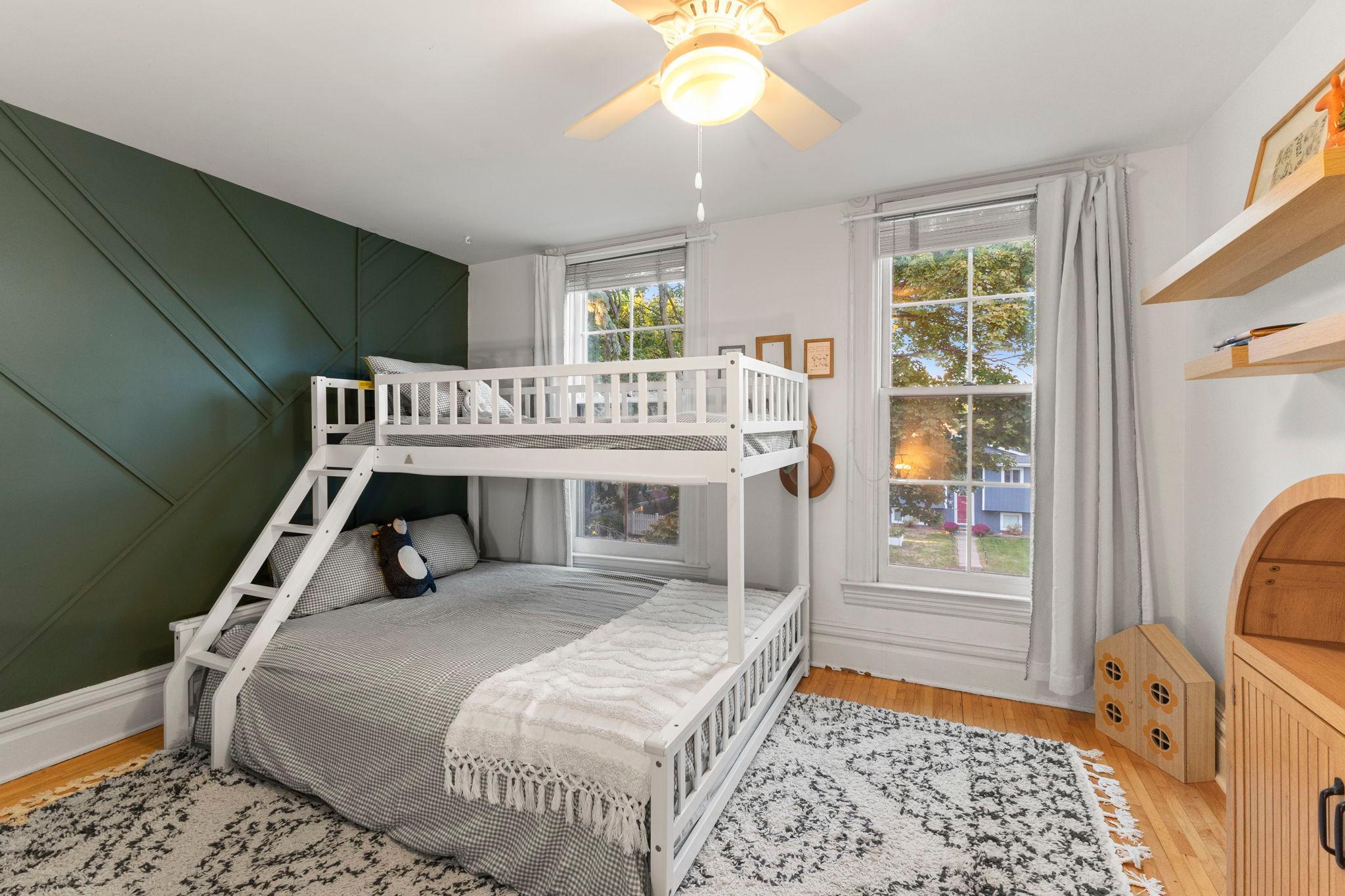 View of Residential at 870 Randolph Avenue, Saint Paul MN 55102, Saint Paul (23 of 52) - Mike Wilen | Minnesota Team Real Estate