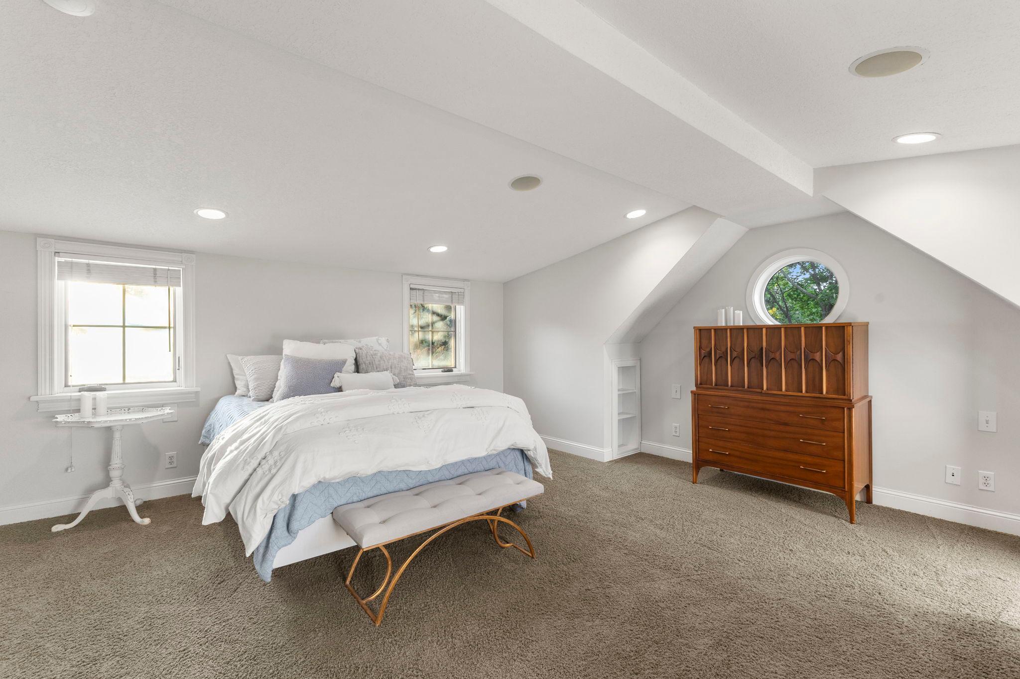View of Residential at 870 Randolph Avenue, Saint Paul MN 55102, Saint Paul (36 of 52) - Mike Wilen | Minnesota Team Real Estate