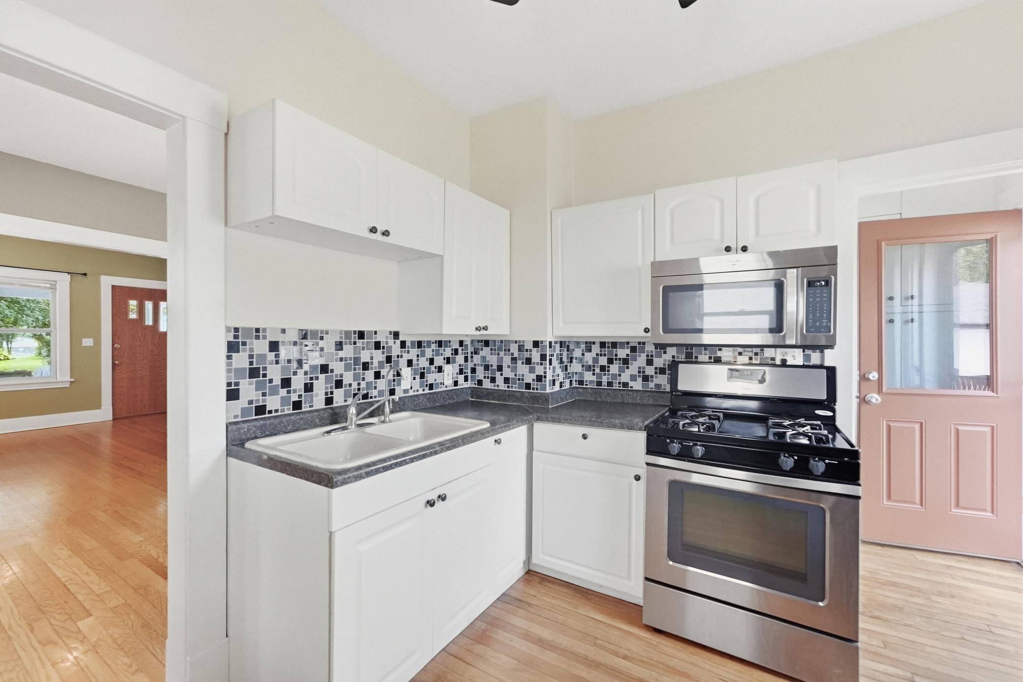 View of Residential at 2089 Randolph Avenue, Saint Paul MN 55105, Saint Paul (27 of 46) - Mike Wilen | Minnesota Team Real Estate