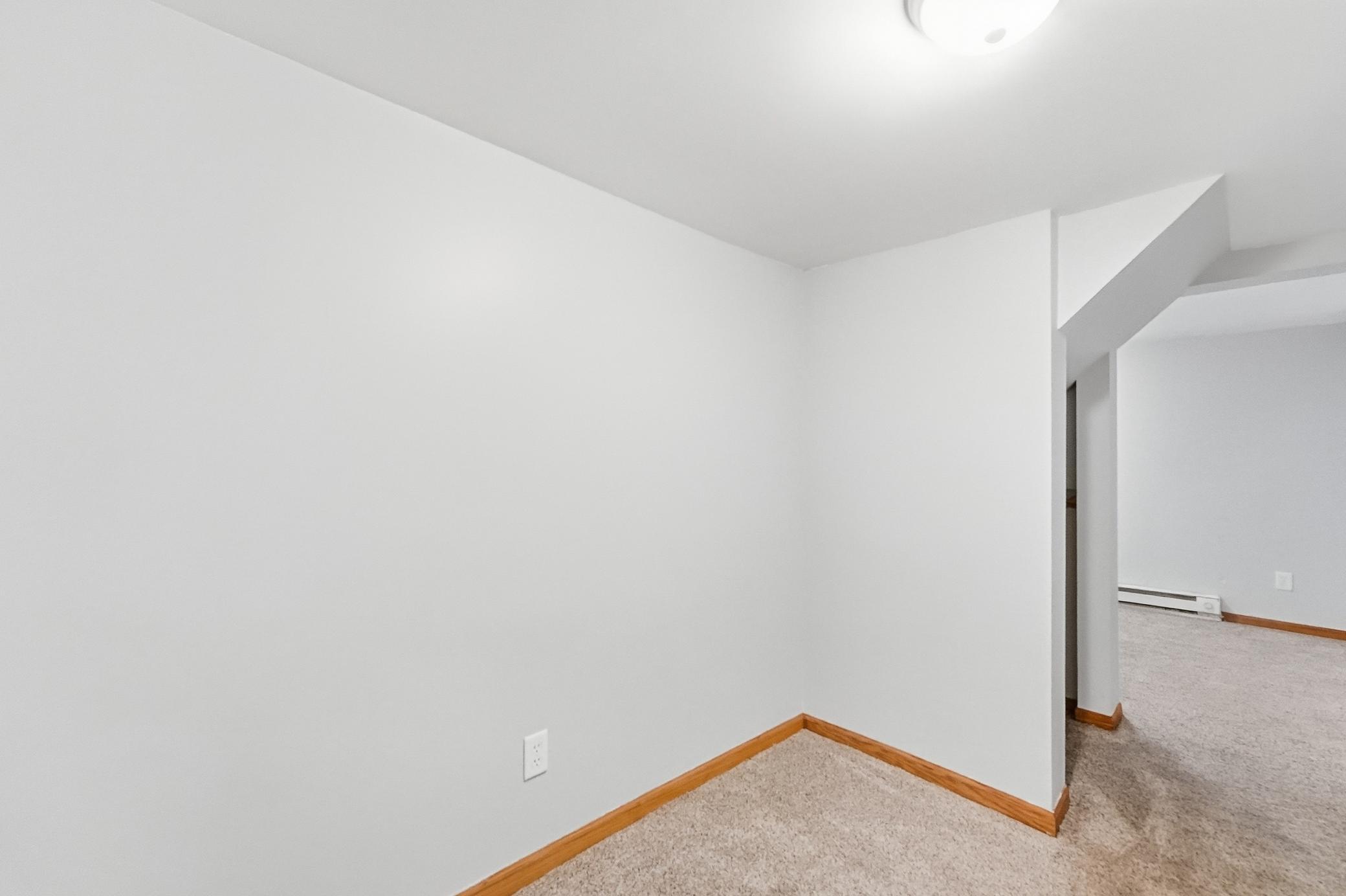 View of Residential at 2089 Randolph Avenue, Saint Paul MN 55105, Saint Paul (41 of 46) - Mike Wilen | Minnesota Team Real Estate