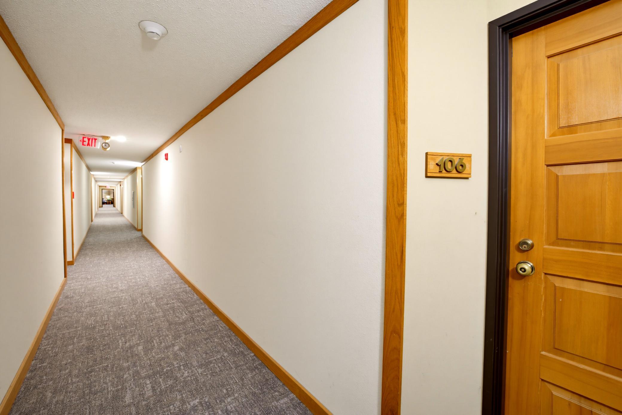 View of Residential at 7200 Cahill Road #106, Edina MN 55439, Edina (31 of 33) - Mike Wilen | Minnesota Team Real Estate