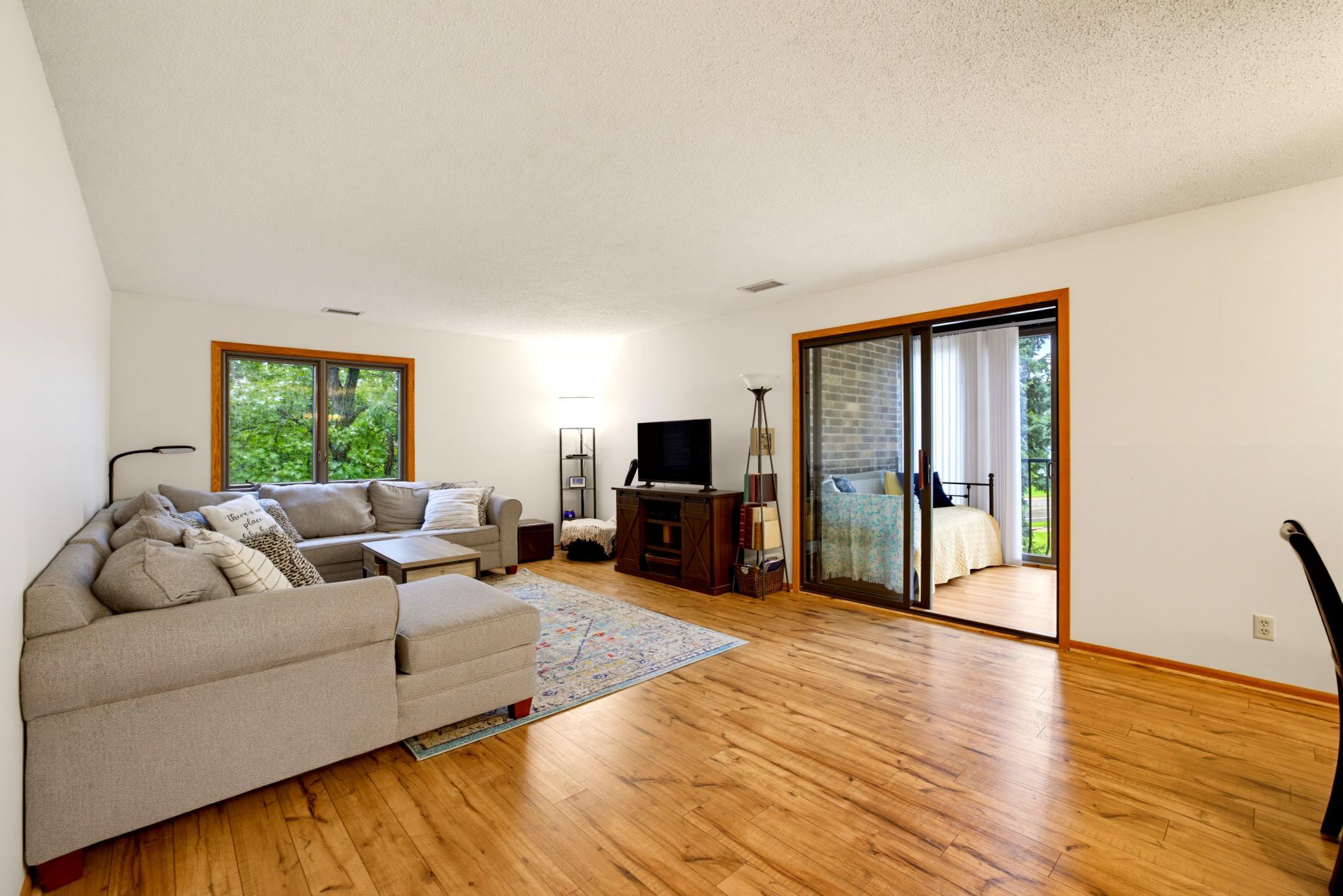 View of Residential at 7200 Cahill Road #106, Edina MN 55439, Edina (16 of 33) - Mike Wilen | Minnesota Team Real Estate