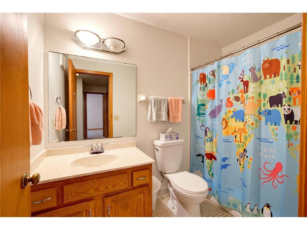 View of Residential at 7200 Cahill Road #106, Edina MN 55439, Edina (33 of 37) - Mike Wilen | Minnesota Team Real Estate
