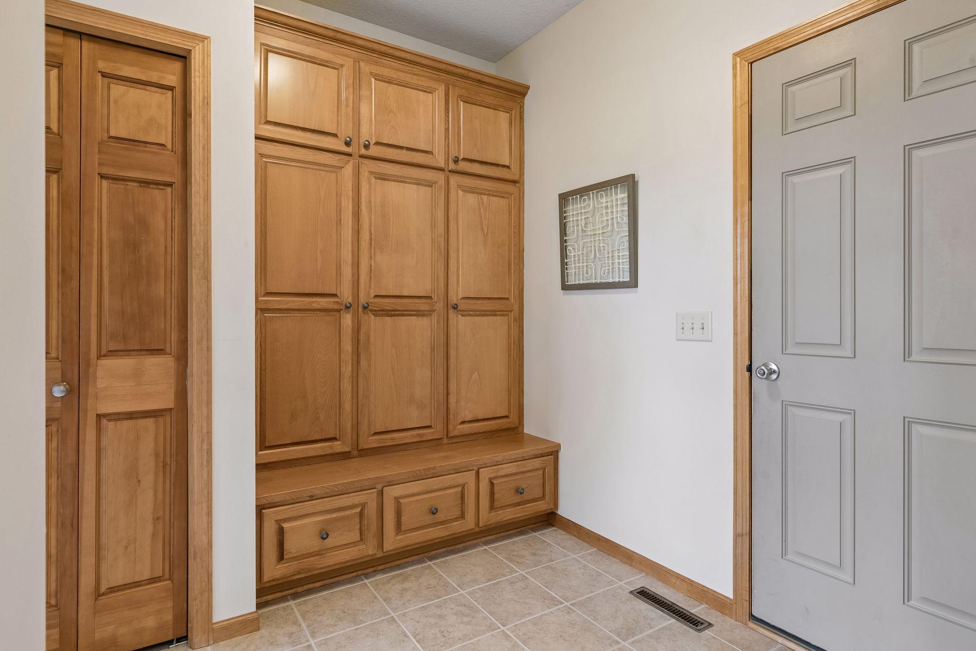 View of Residential at 1711 Deephaven Drive, Woodbury MN 55129, Woodbury (33 of 112) - Mike Wilen | Minnesota Team Real Estate