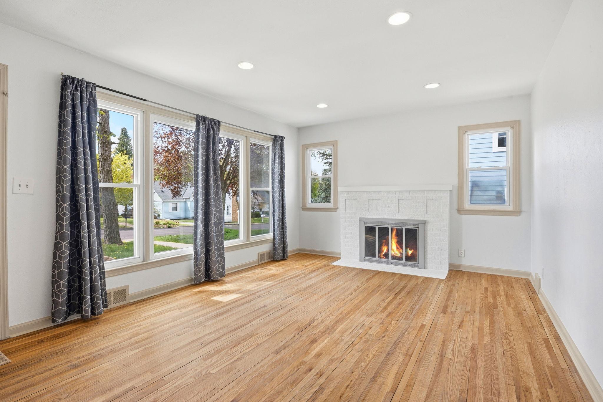 View of Residential at 1211 Lealand Road, Maplewood MN 55109, Maplewood (3 of 23) - Mike Wilen | Minnesota Team Real Estate