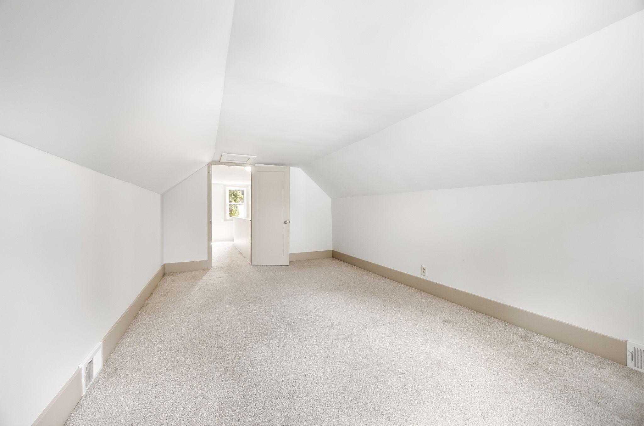 View of Residential at 1211 Lealand Road, Maplewood MN 55109, Maplewood (14 of 23) - Mike Wilen | Minnesota Team Real Estate