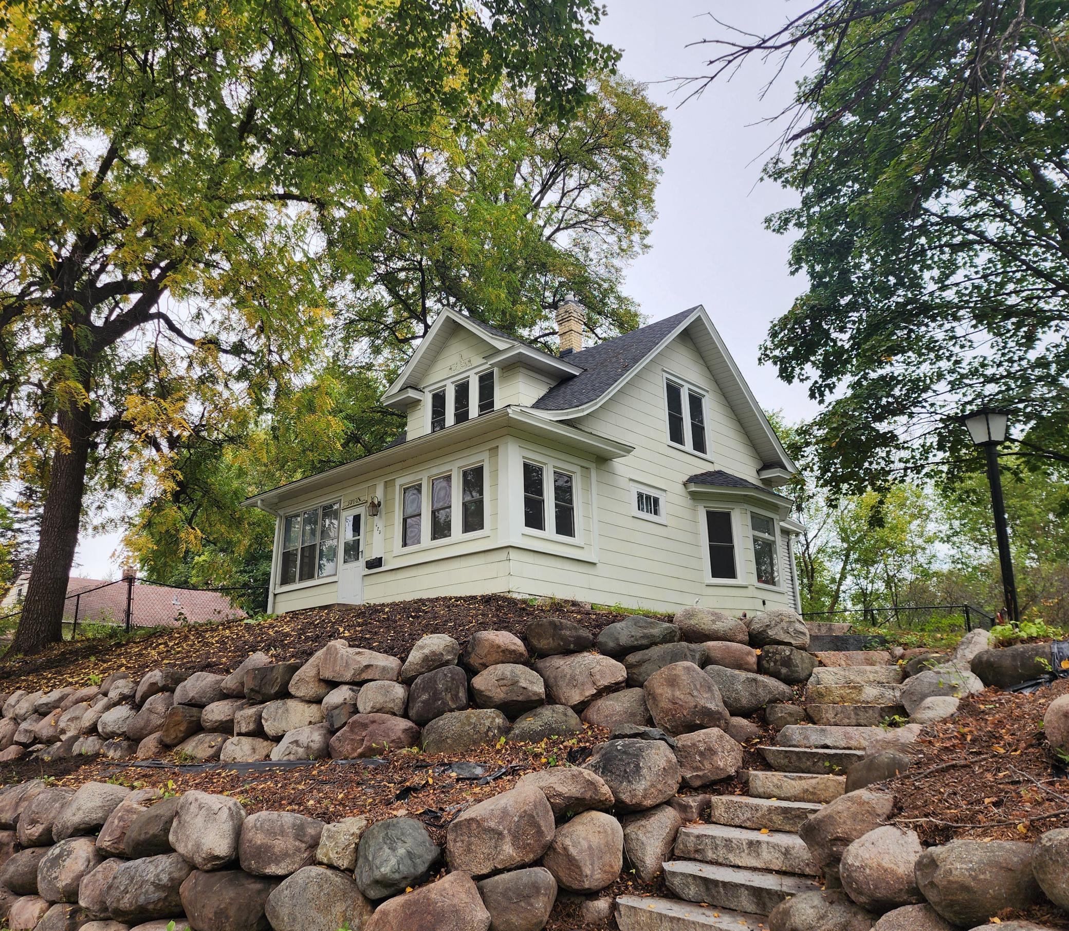View of Single Family at 623 Iowa Avenue, Saint Paul - Mike Wilen | Minnesota Team Real Estate