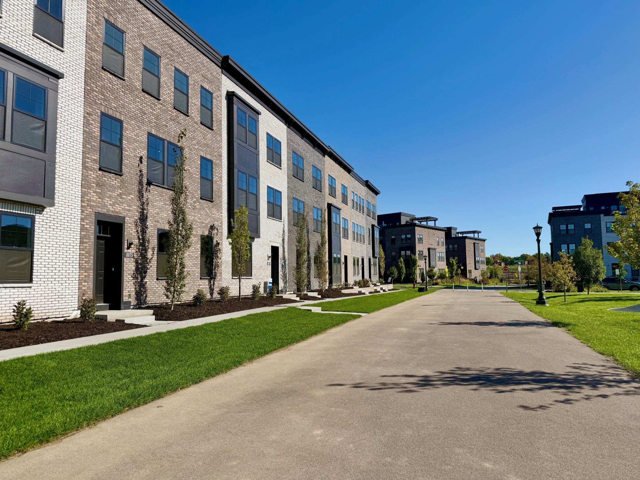 View of Residential at 2273 Beechwood Avenue, Saint Paul MN 55116, Saint Paul (48 of 48) - Mike Wilen | Minnesota Team Real Estate