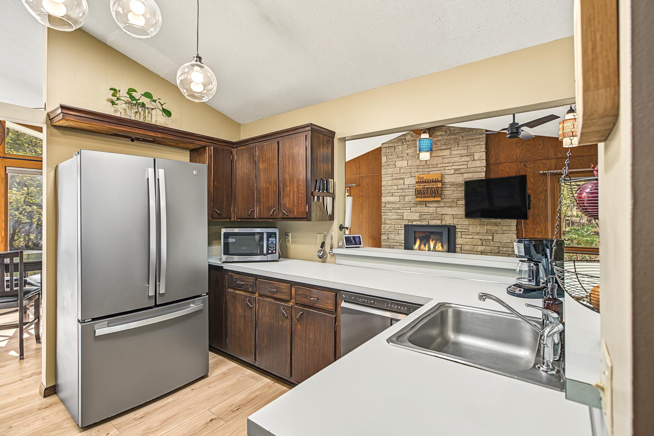 View of Residential at 567 Rice Creek Terrace, Fridley MN 55432, Fridley (31 of 87) - Mike Wilen | Minnesota Team Real Estate