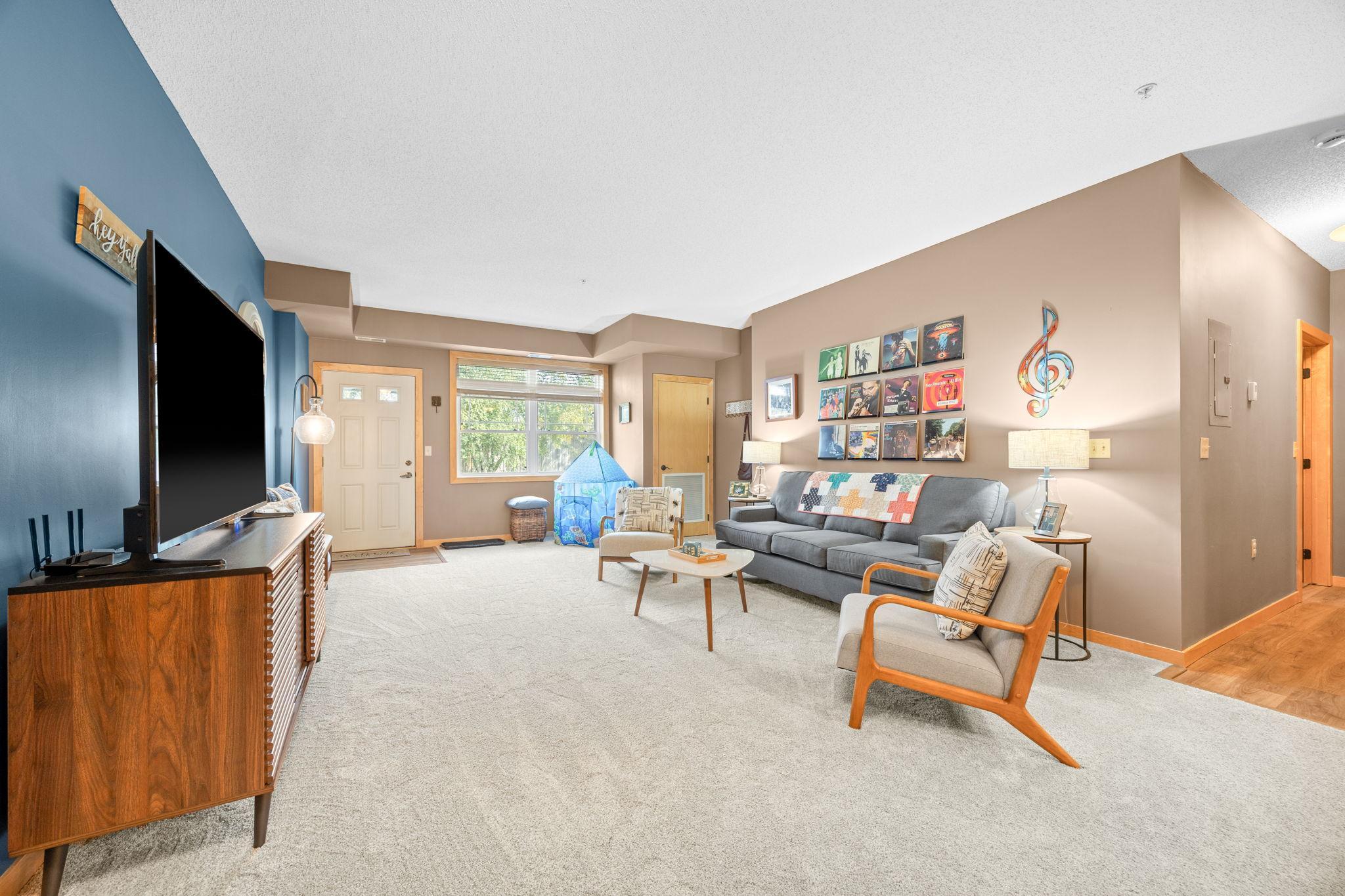View of Residential at 2530 34th Street #106, Minneapolis MN 55406, Minneapolis (9 of 23) - Mike Wilen | Minnesota Team Real Estate