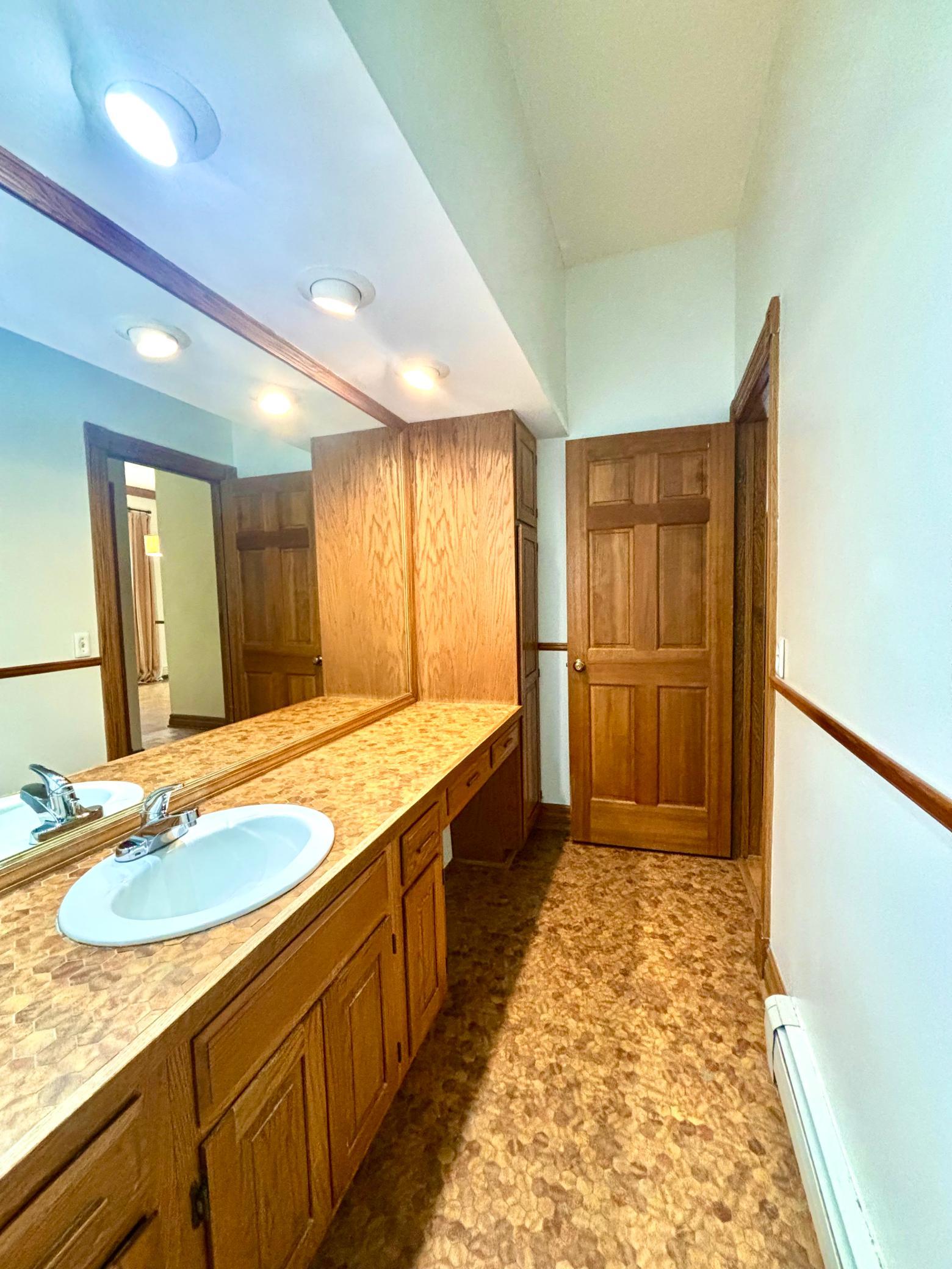 View of Residential at 110 Saint Albans Street #3, Saint Paul MN 55104, Saint Paul (18 of 28) - Mike Wilen | Minnesota Team Real Estate
