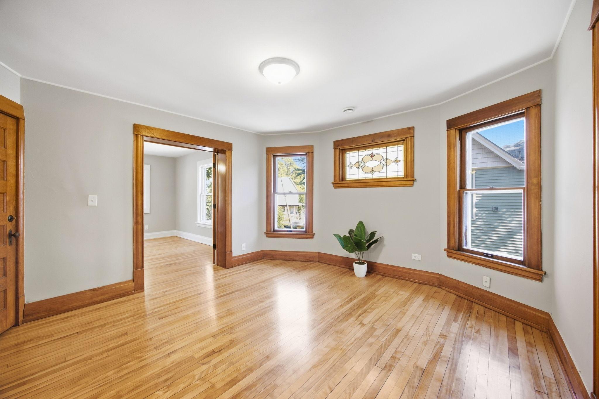 View of Residential Income at 516 8th Avenue, Minneapolis MN 55413, Minneapolis (13 of 73) - Mike Wilen | Minnesota Team Real Estate