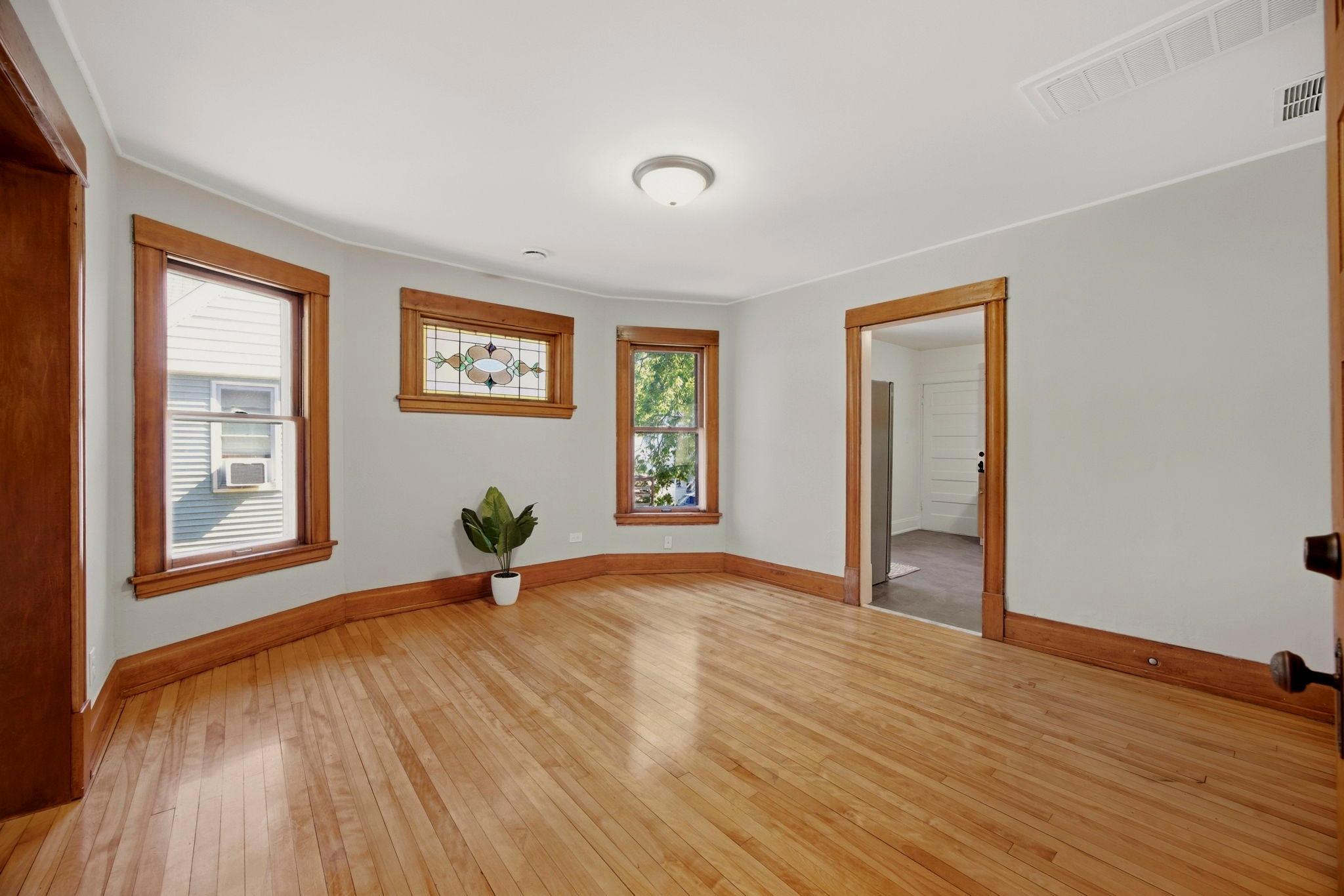 View of Residential Income at 516 8th Avenue, Minneapolis MN 55413, Minneapolis (10 of 73) - Mike Wilen | Minnesota Team Real Estate