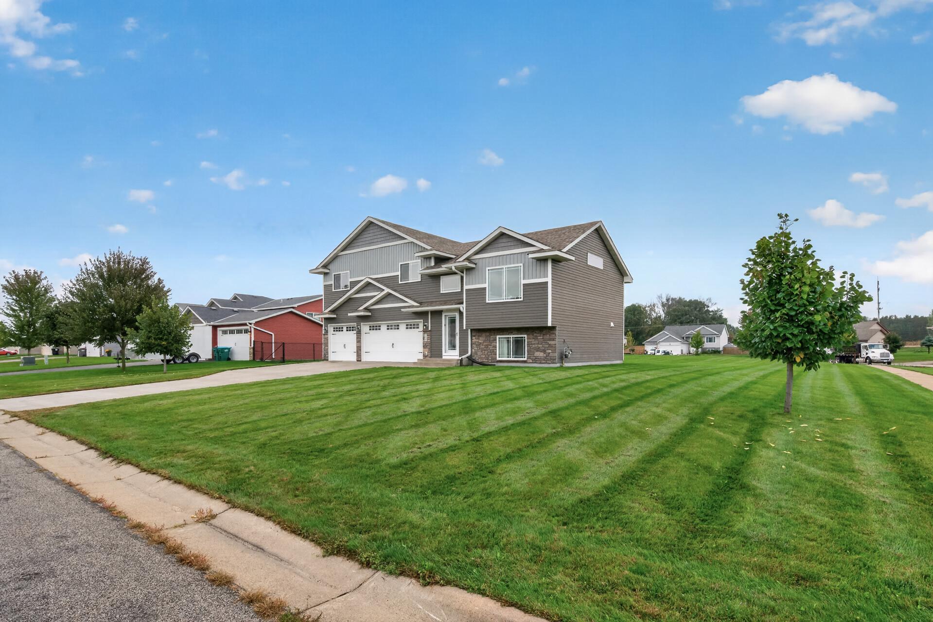View of Residential at 709 Greenwood Street, Isanti MN 55040, Isanti (48 of 50) - Mike Wilen | Minnesota Team Real Estate
