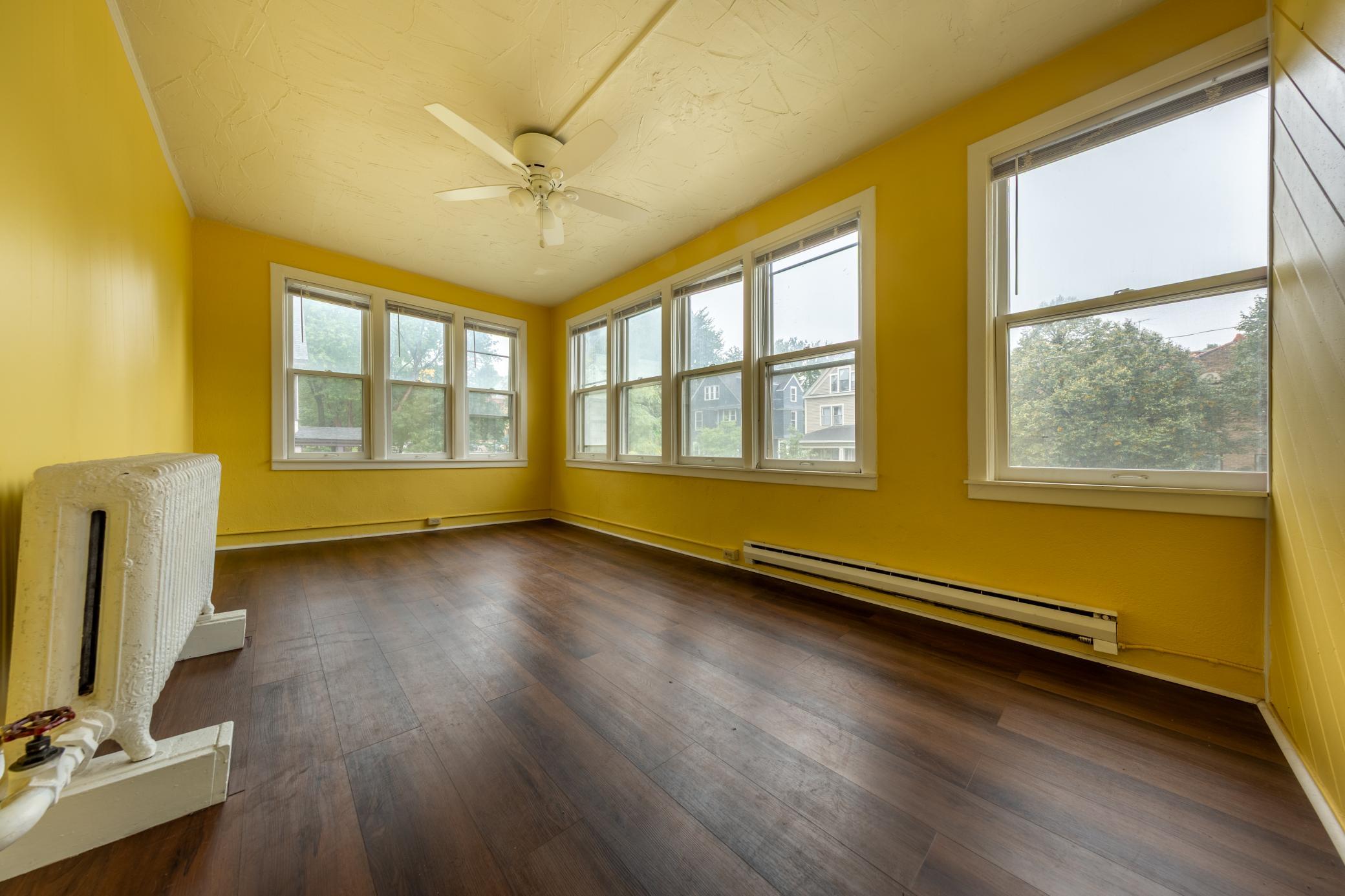 View of Residential Income at 2015 2nd Avenue, Minneapolis MN 55404, Minneapolis (15 of 44) - Mike Wilen | Minnesota Team Real Estate