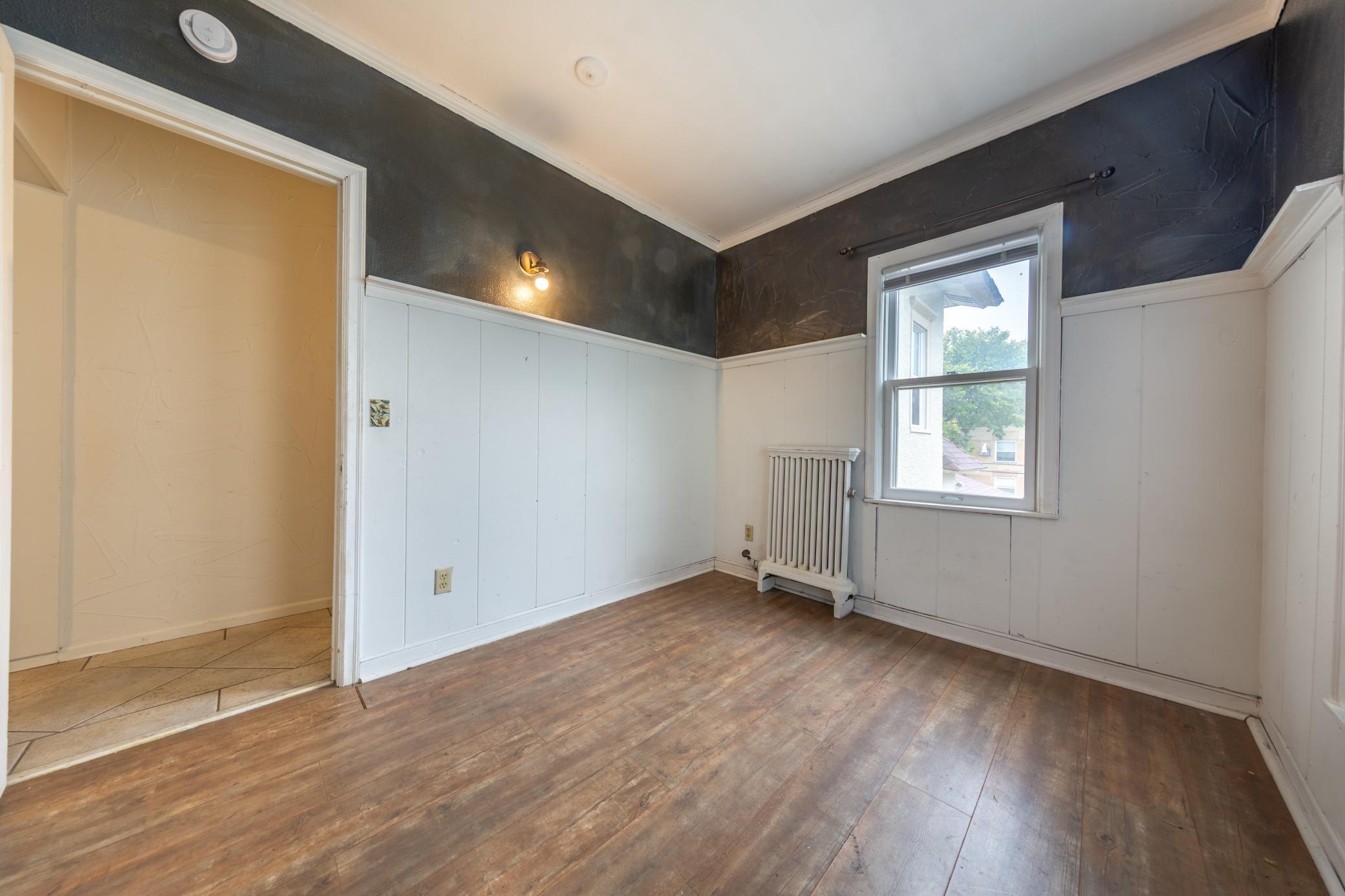 View of Residential Income at 2015 2nd Avenue, Minneapolis MN 55404, Minneapolis (23 of 44) - Mike Wilen | Minnesota Team Real Estate