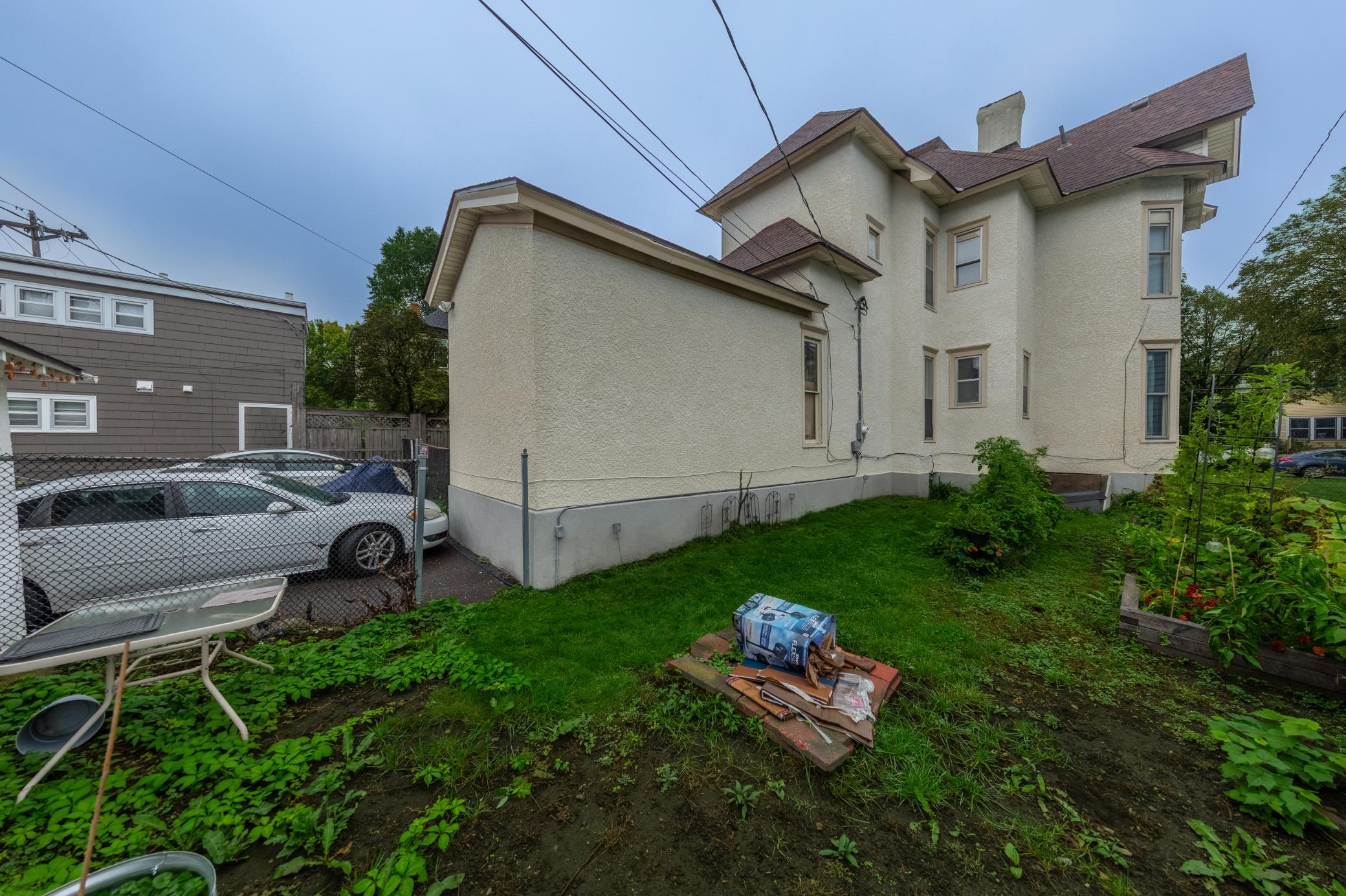 View of Residential Income at 2015 2nd Avenue, Minneapolis MN 55404, Minneapolis (8 of 44) - Mike Wilen | Minnesota Team Real Estate