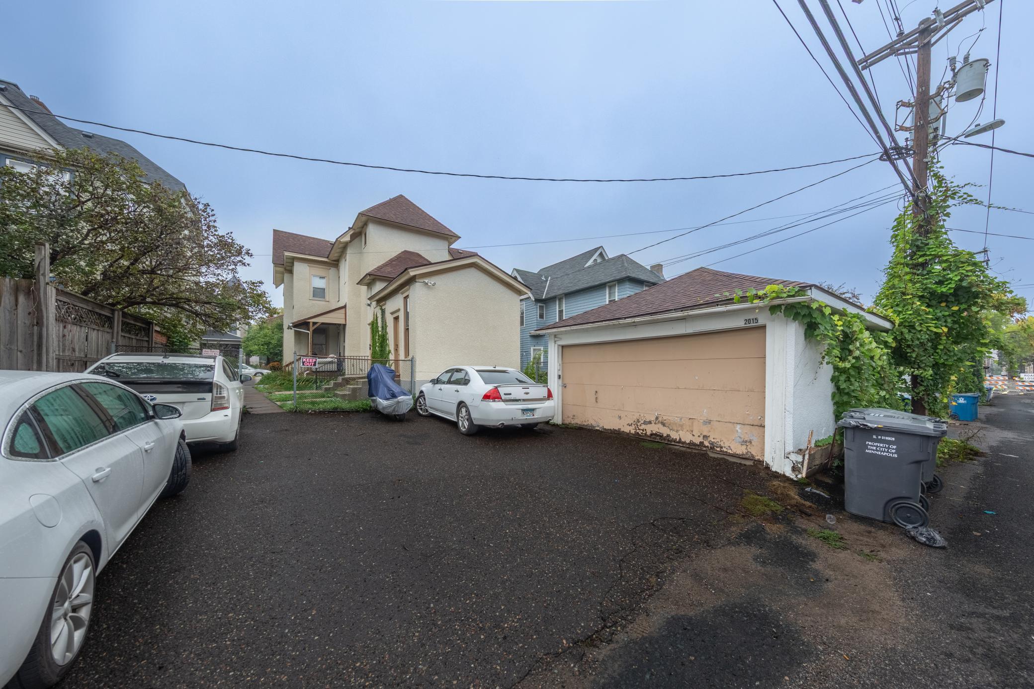 View of Residential Income at 2015 2nd Avenue, Minneapolis MN 55404, Minneapolis (7 of 44) - Mike Wilen | Minnesota Team Real Estate