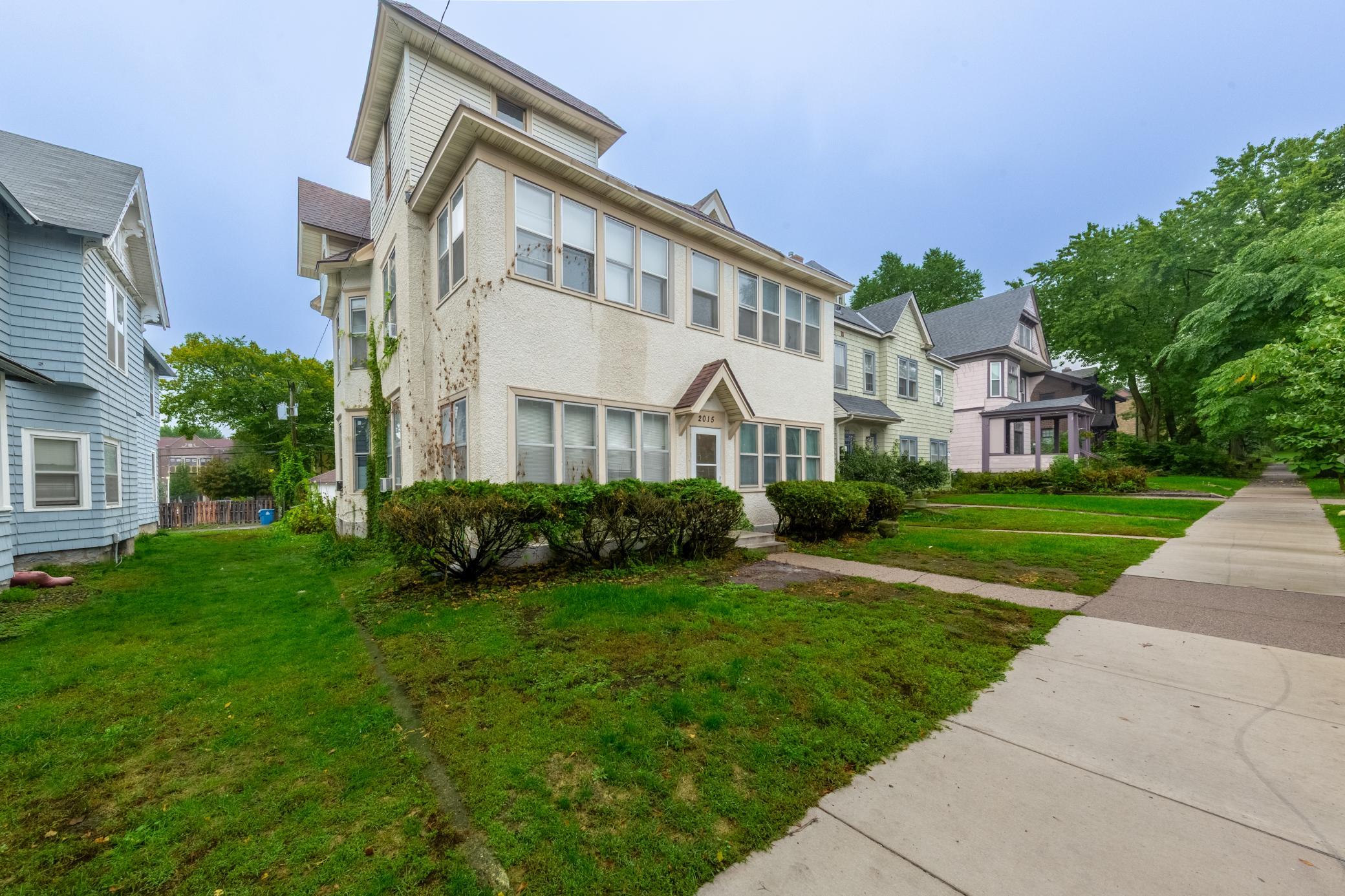 View of Residential Income at 2015 2nd Avenue, Minneapolis MN 55404, Minneapolis (3 of 44) - Mike Wilen | Minnesota Team Real Estate